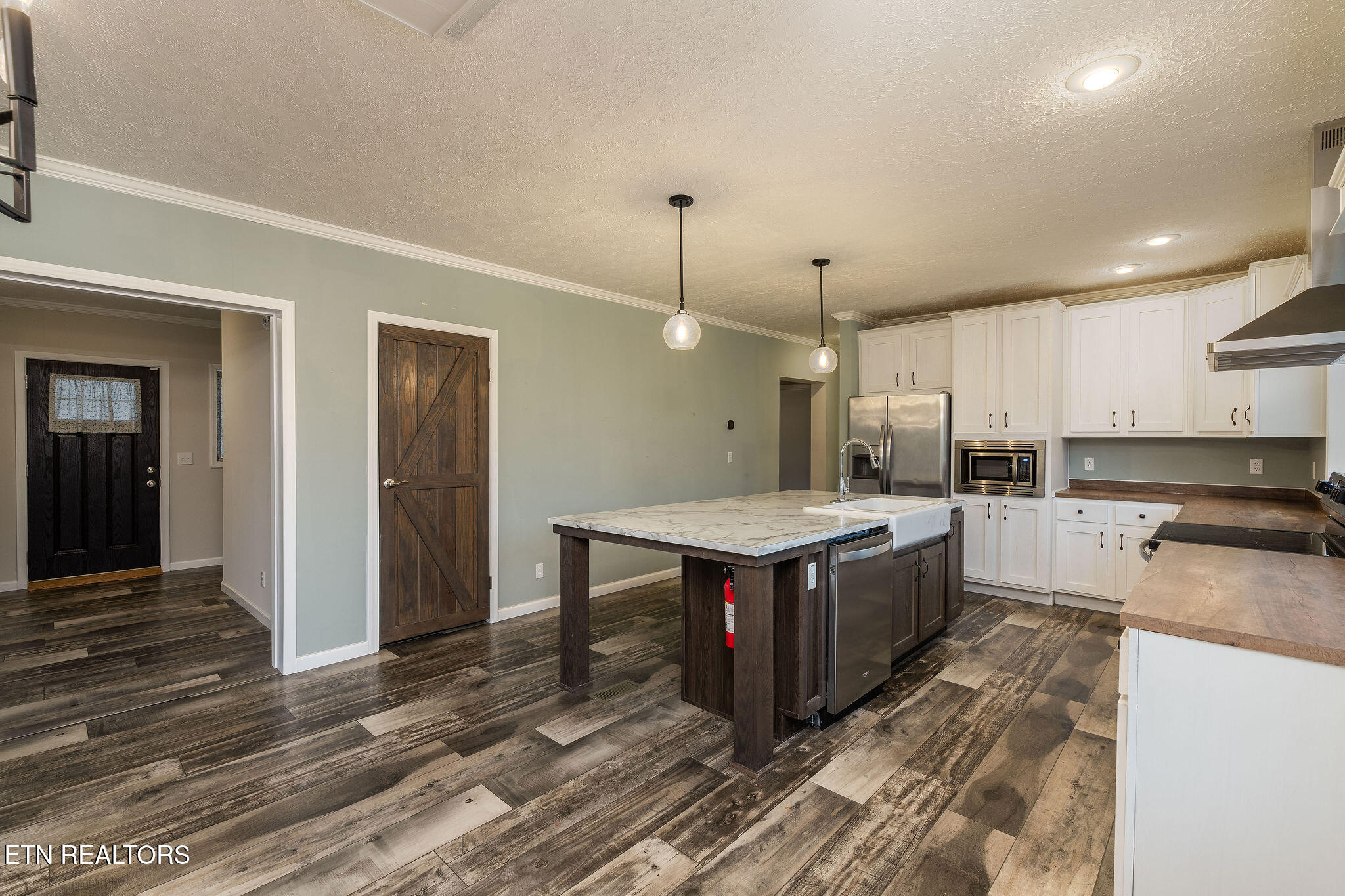 673 Aaron Davis Road Speedwell TN 37870