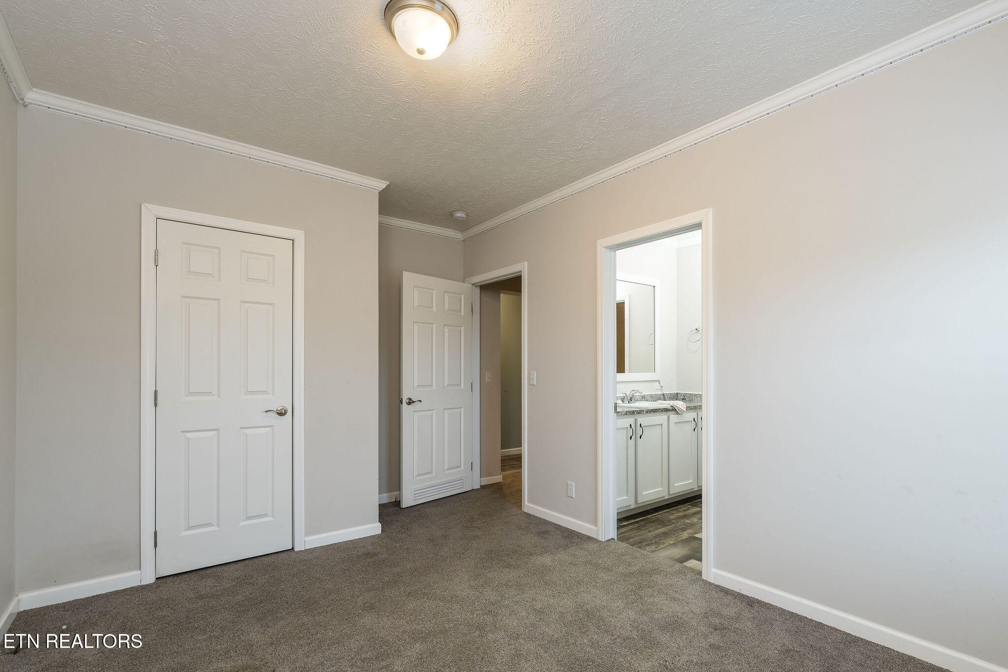 673 Aaron Davis Road Speedwell TN 37870