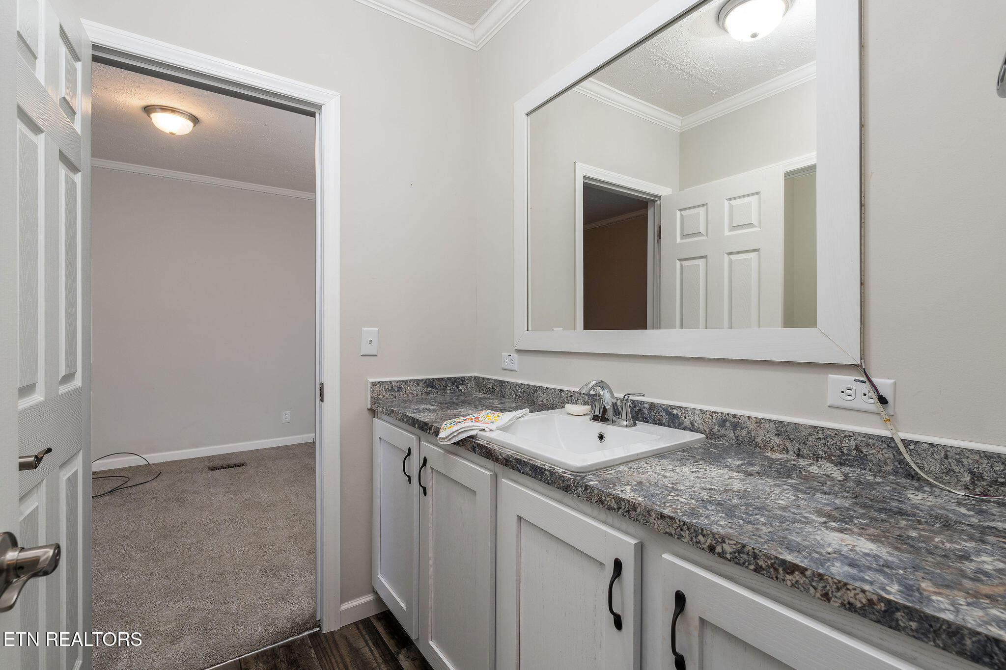 673 Aaron Davis Road Speedwell TN 37870
