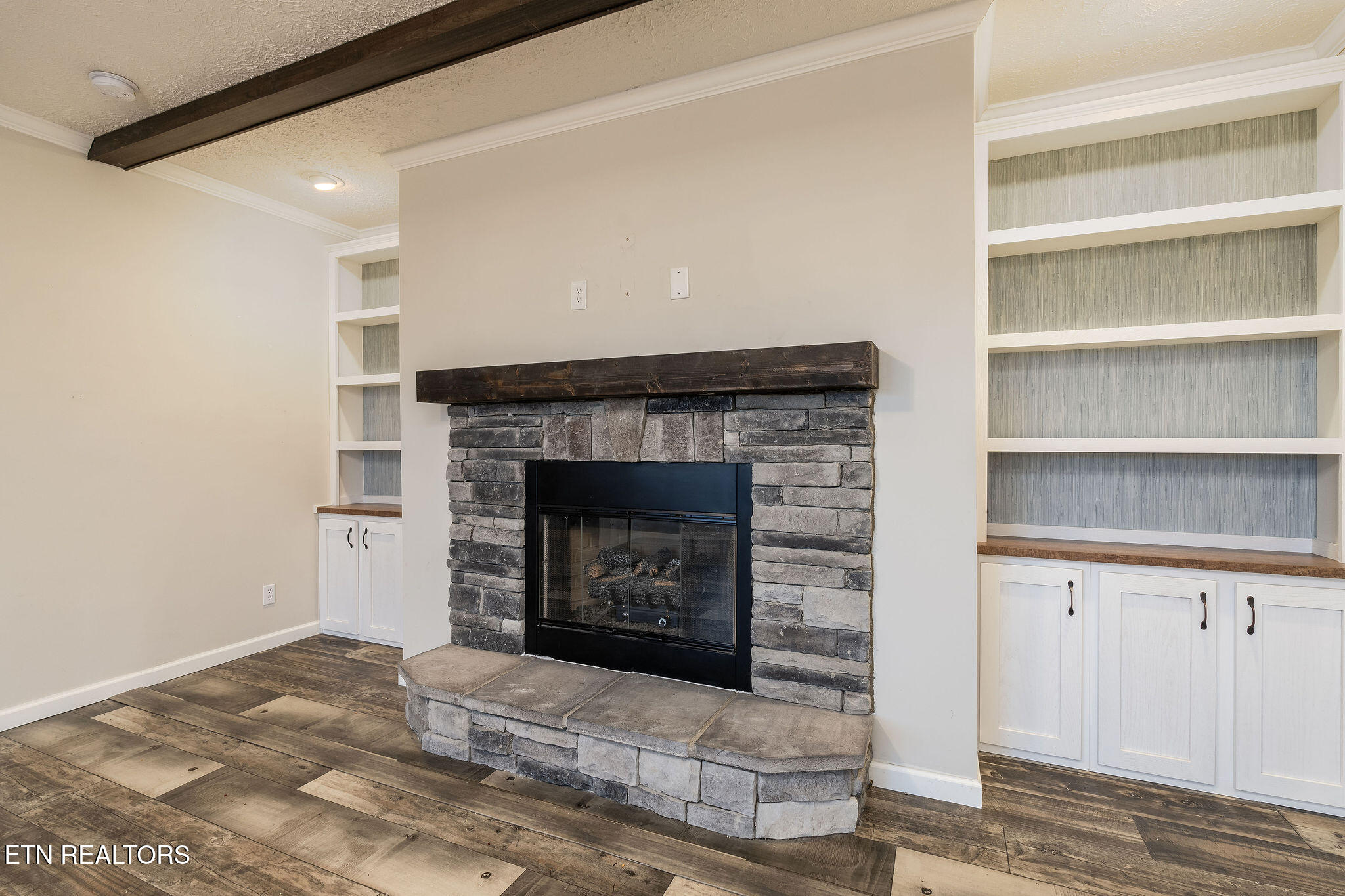 673 Aaron Davis Road Speedwell TN 37870