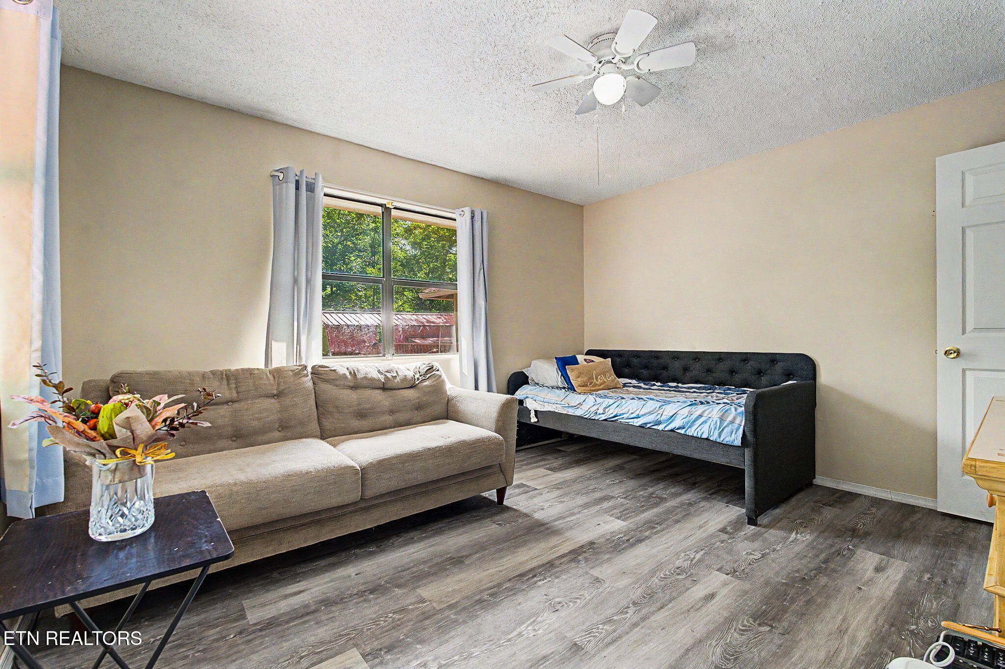 2136 Daisy Trail Pigeon Forge TN 37863