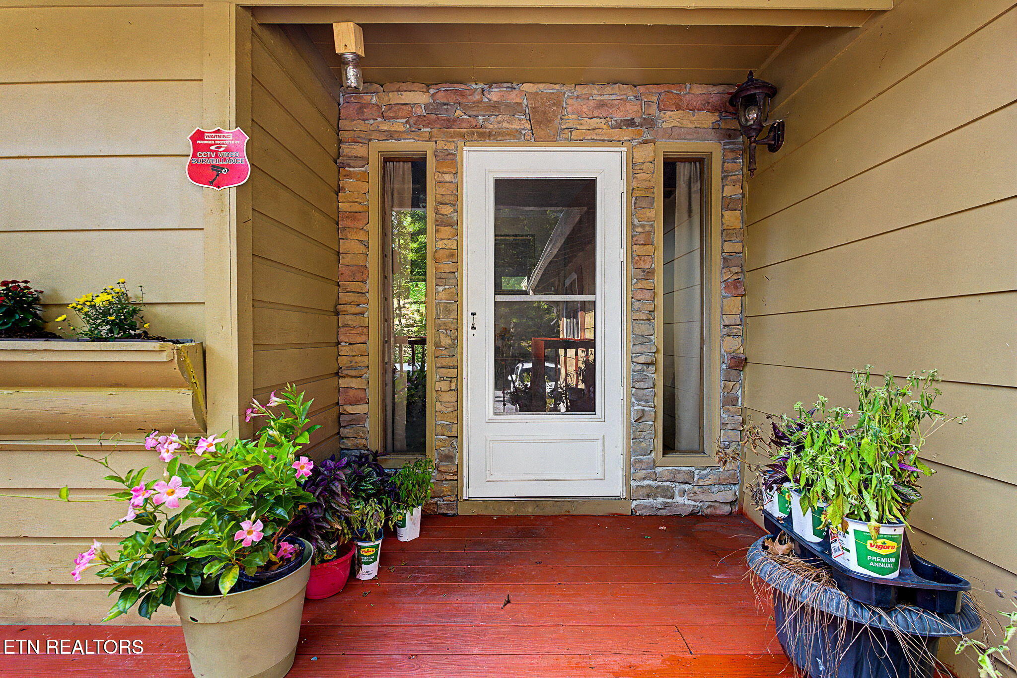 2136 Daisy Trail Pigeon Forge TN 37863
