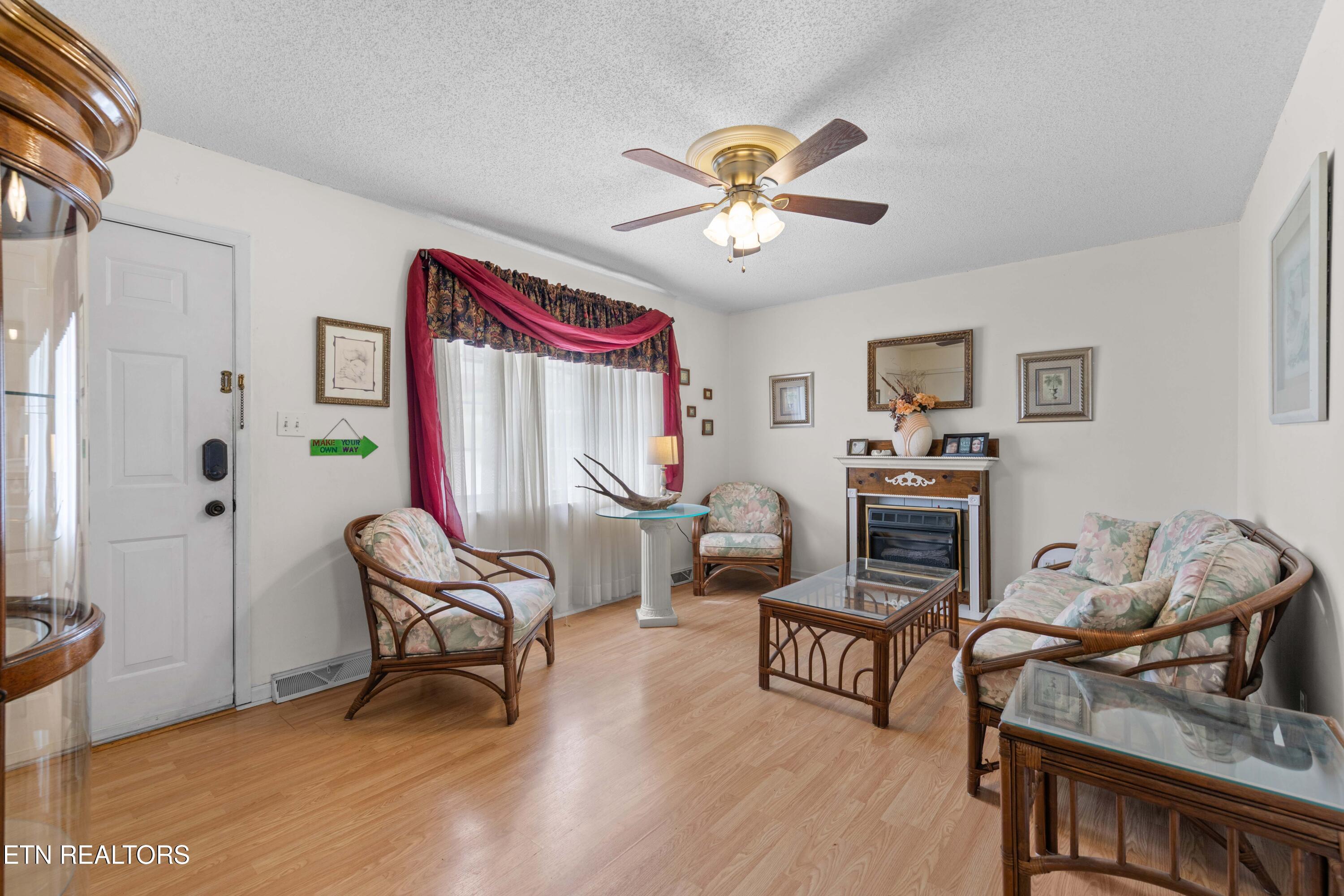 311 Thelma Circle Jacksboro TN 37757