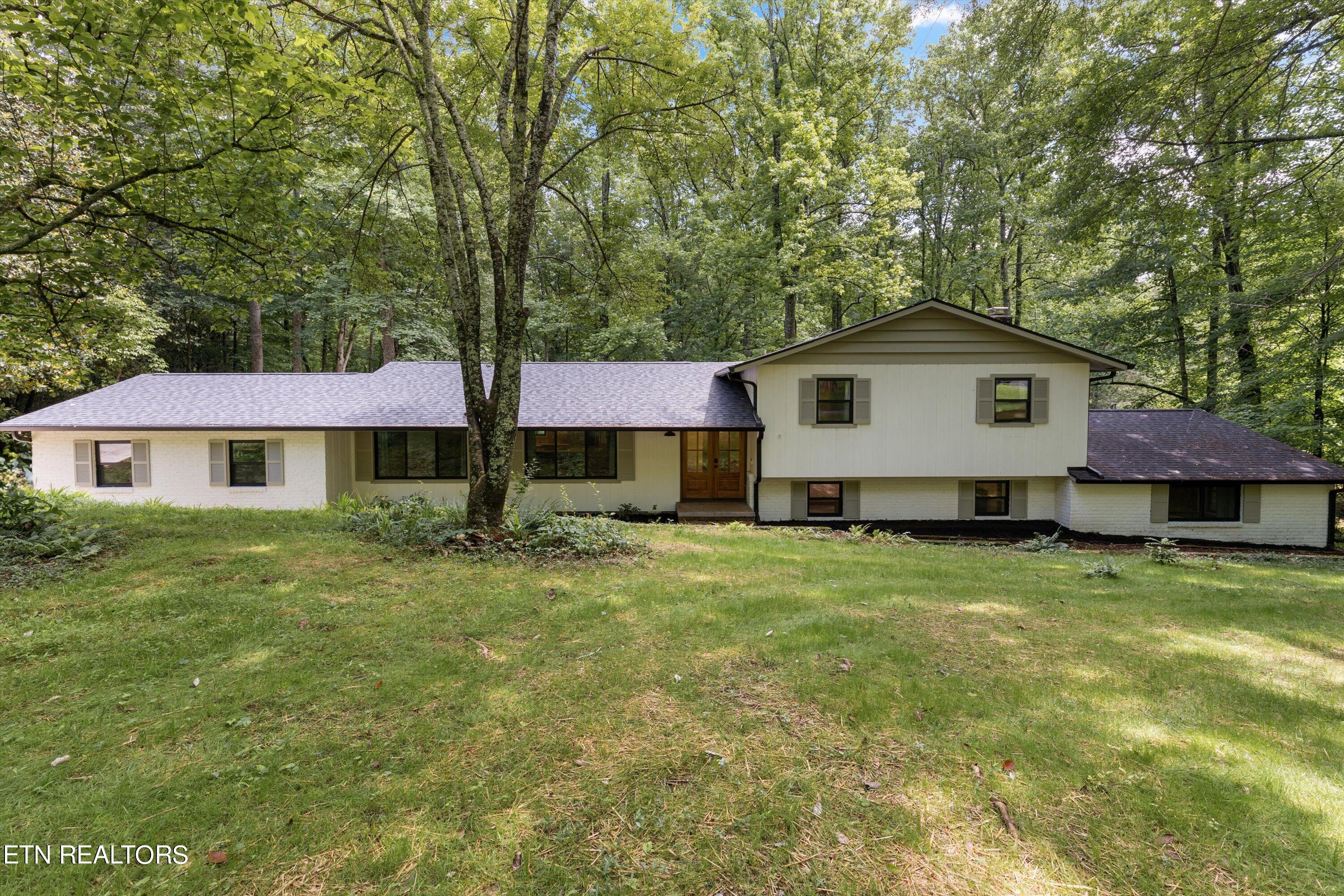 1812 Tanager Lane Knoxville TN 37919