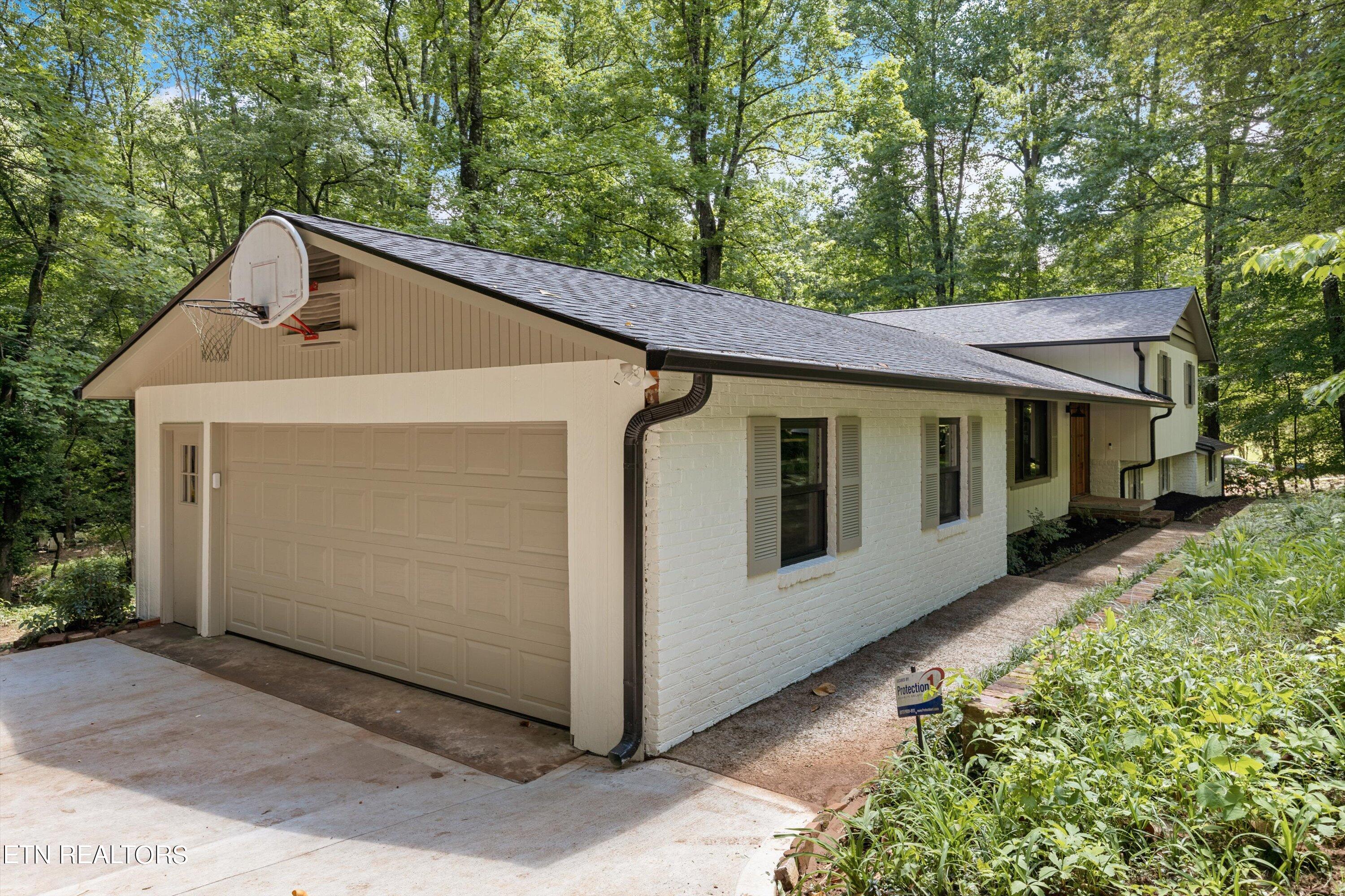 1812 Tanager Lane Knoxville TN 37919