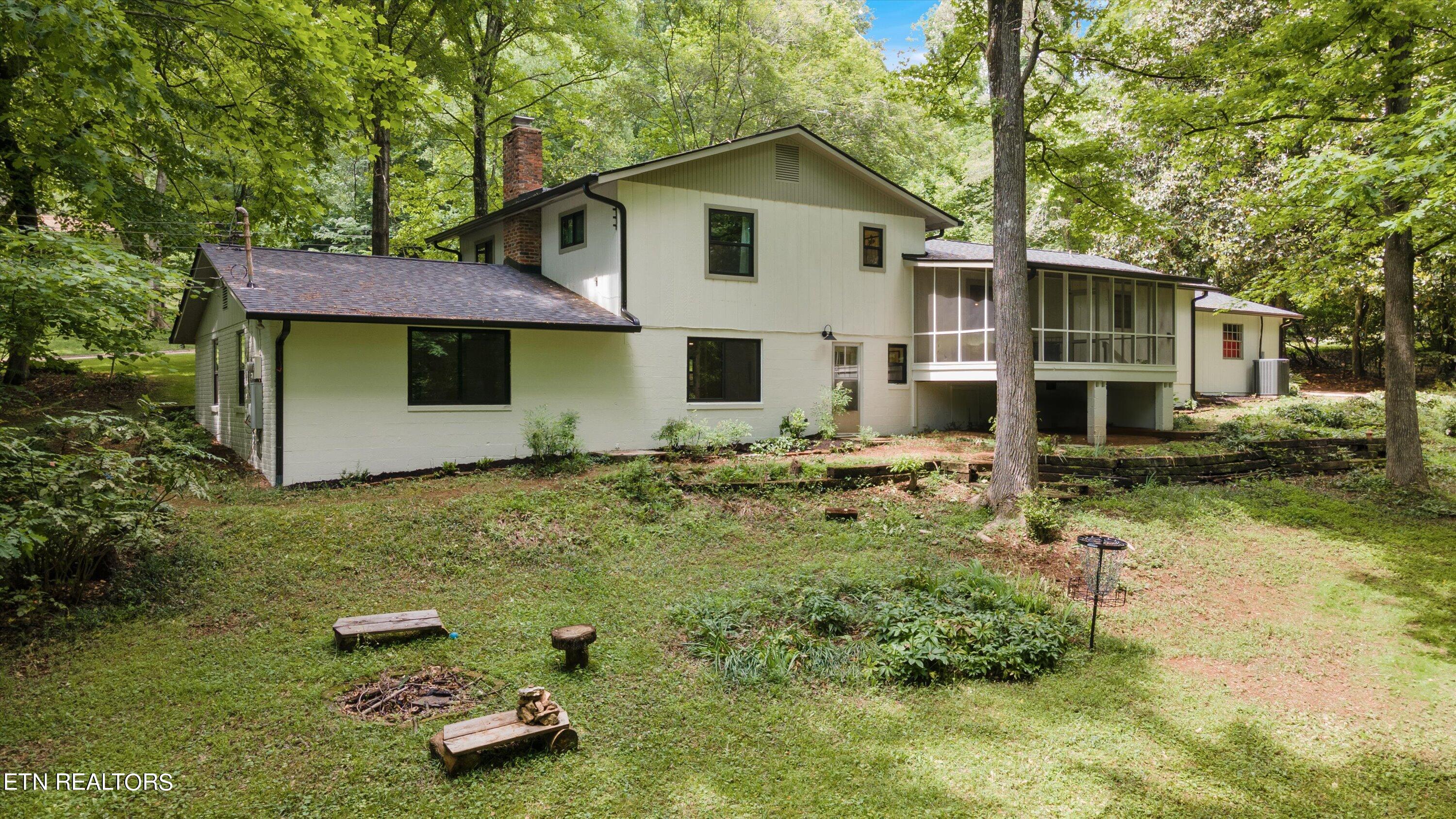 1812 Tanager Lane Knoxville TN 37919