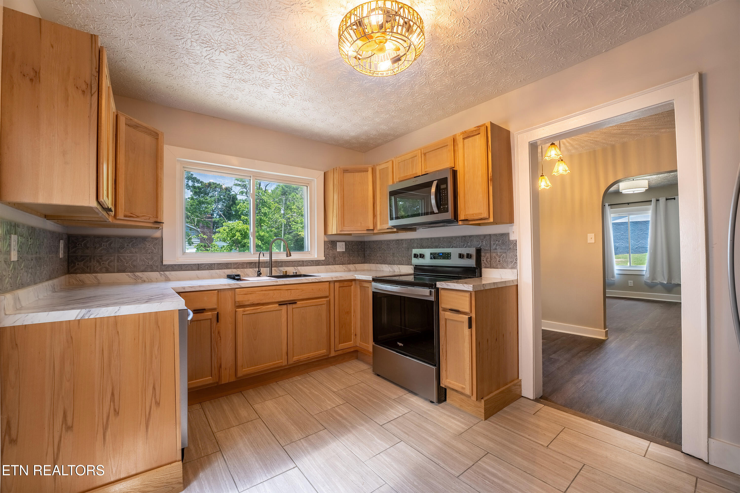 2506 Cedar Lane Knoxville TN 37918