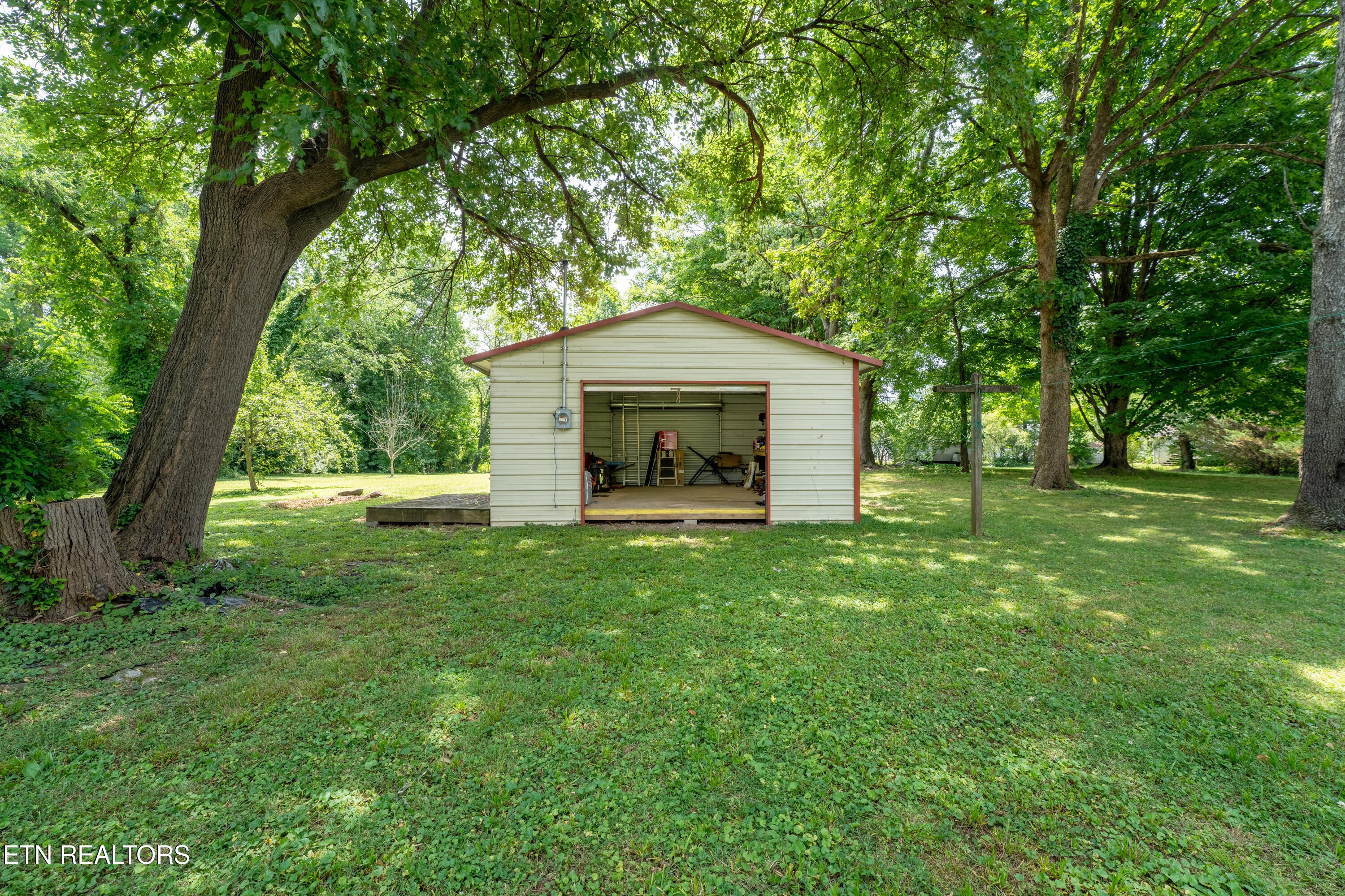 2506 Cedar Lane Knoxville TN 37918