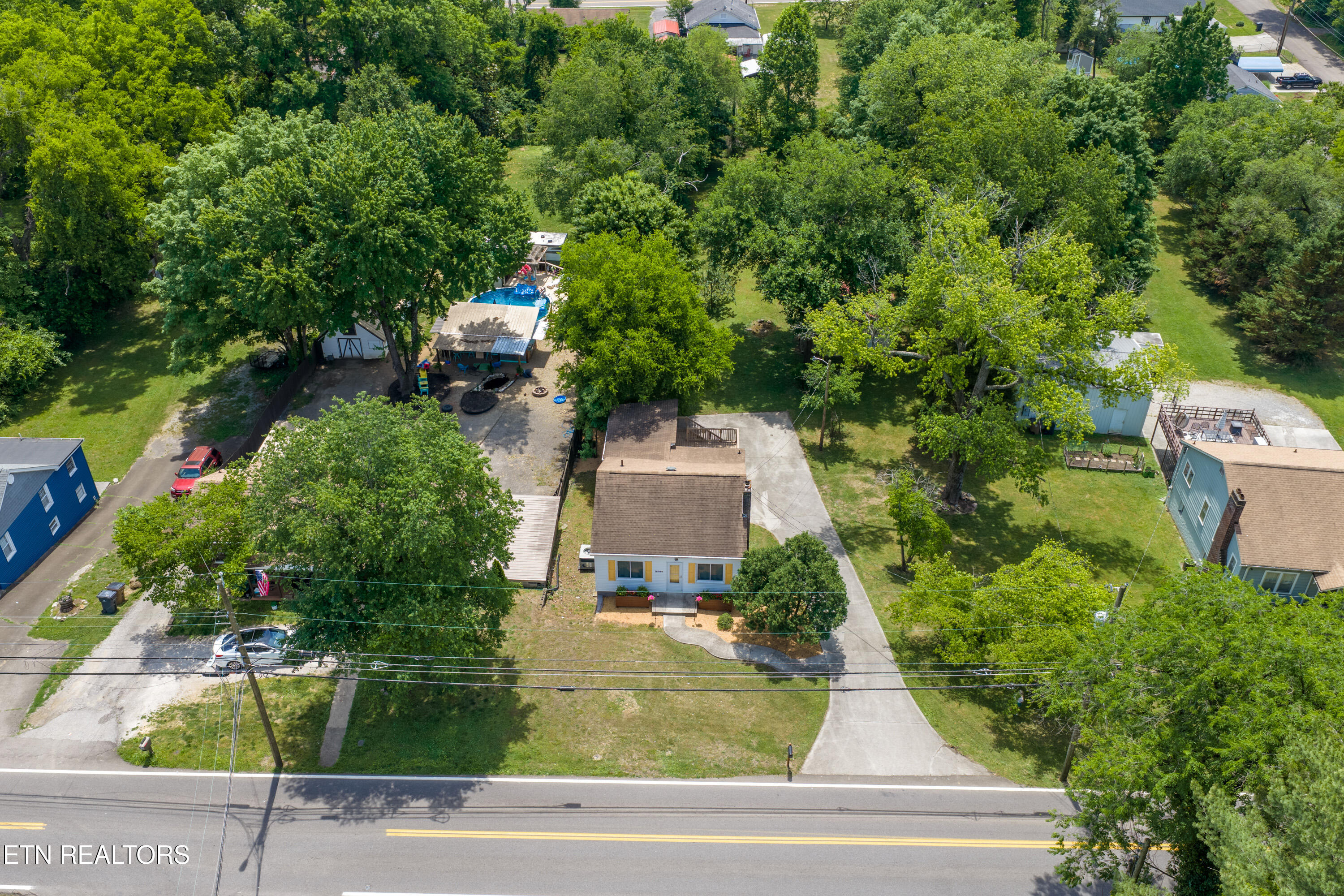 2506 Cedar Lane Knoxville TN 37918