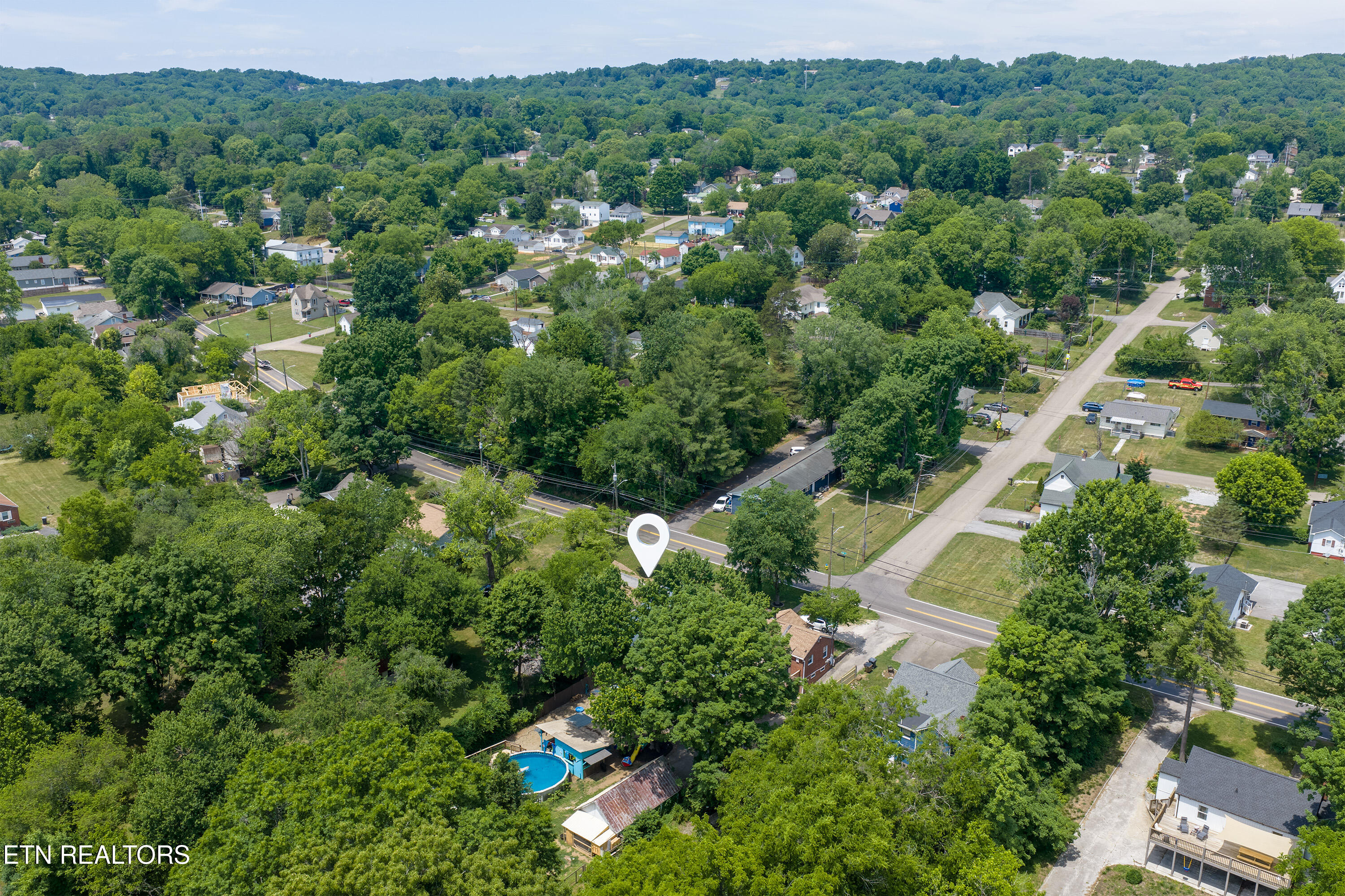 2506 Cedar Lane Knoxville TN 37918