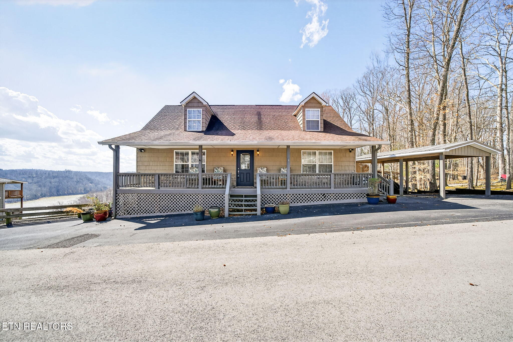 1020 Eastridge Drive Byrdstown TN 38549