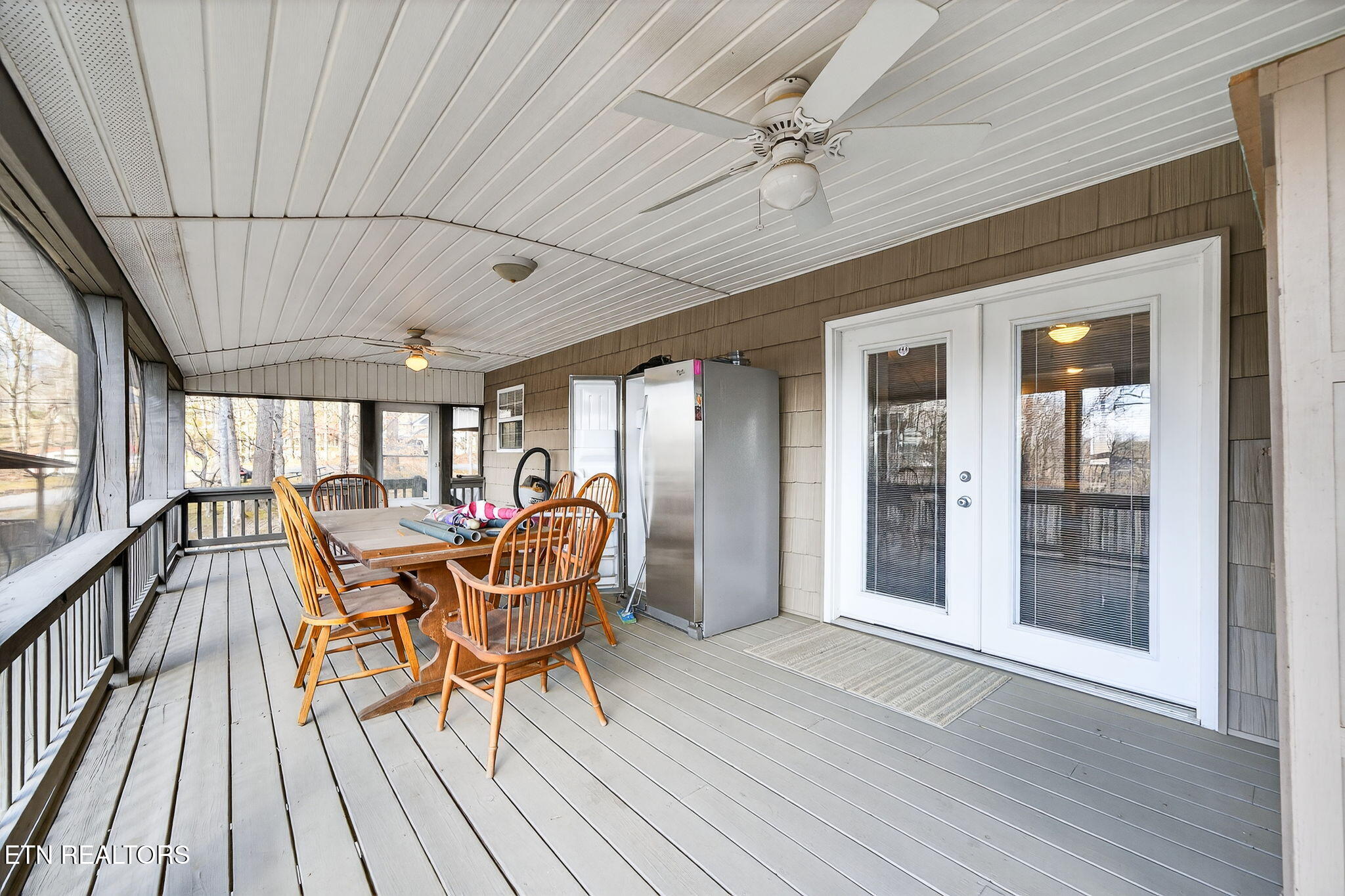 1020 Eastridge Drive Byrdstown TN 38549