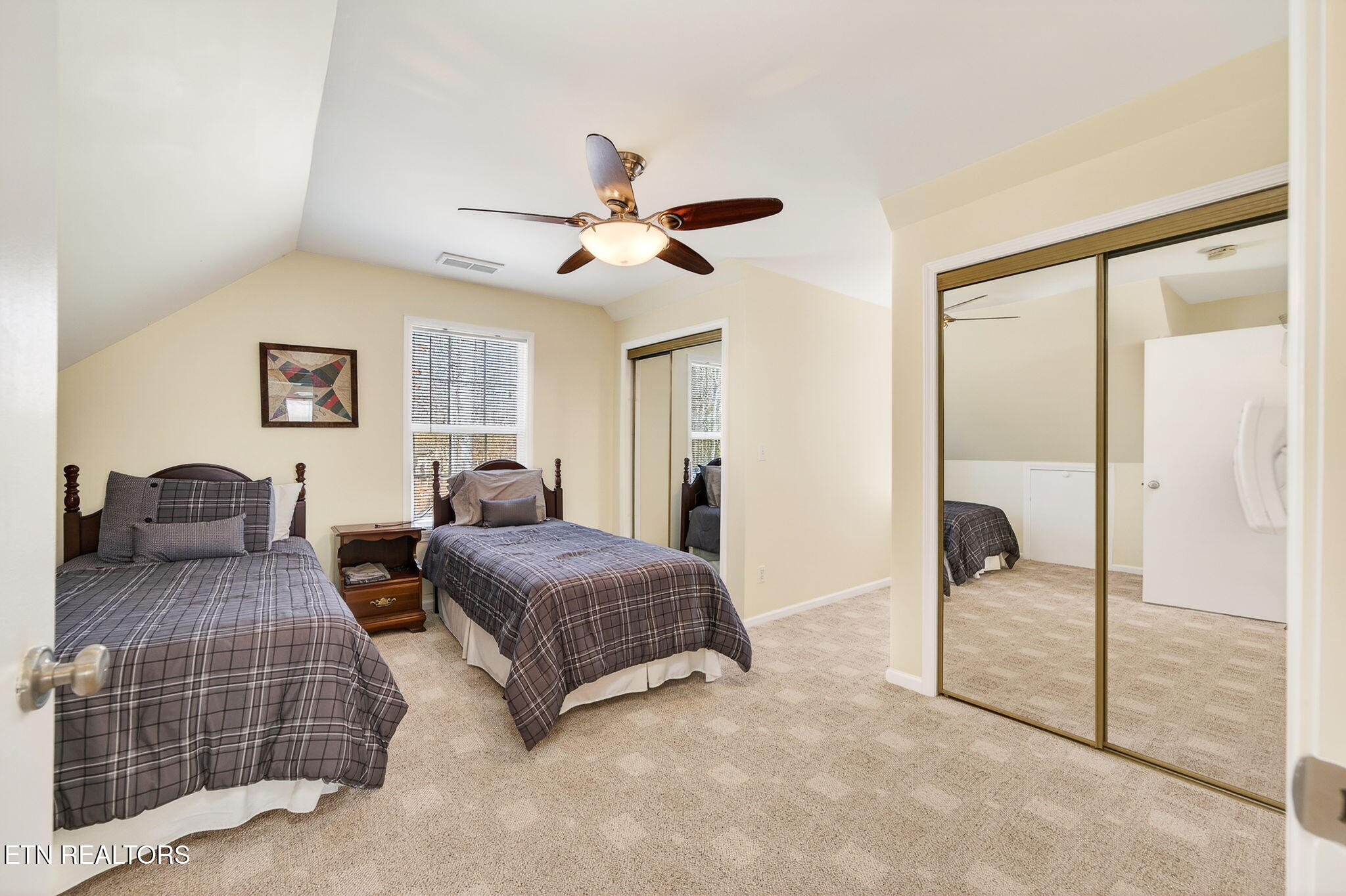 1020 Eastridge Drive Byrdstown TN 38549
