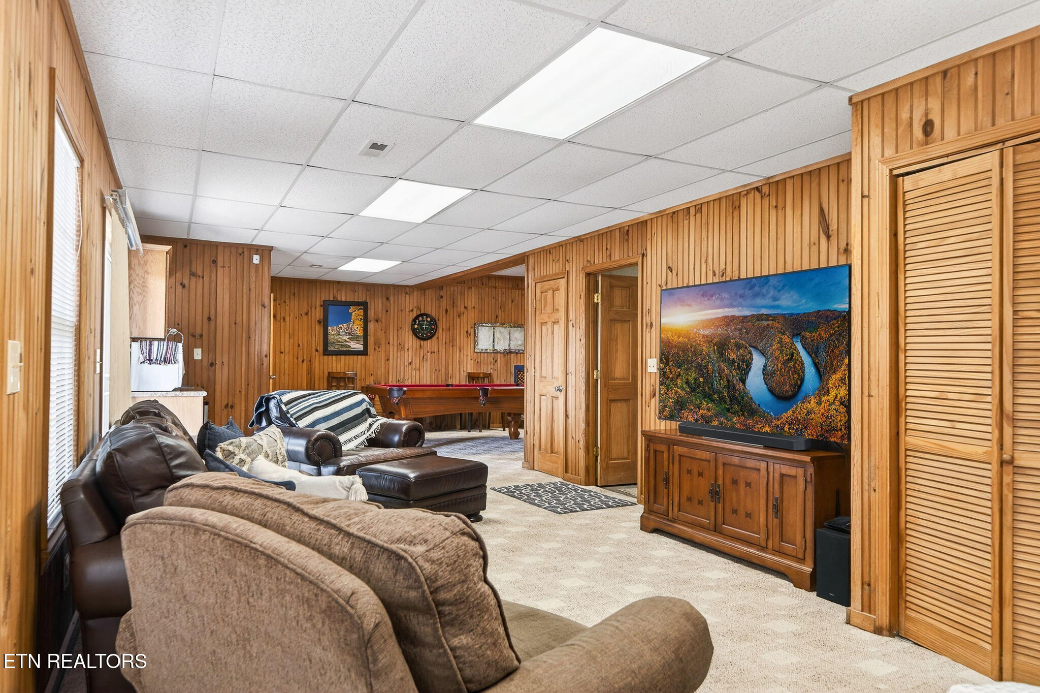 1020 Eastridge Drive Byrdstown TN 38549