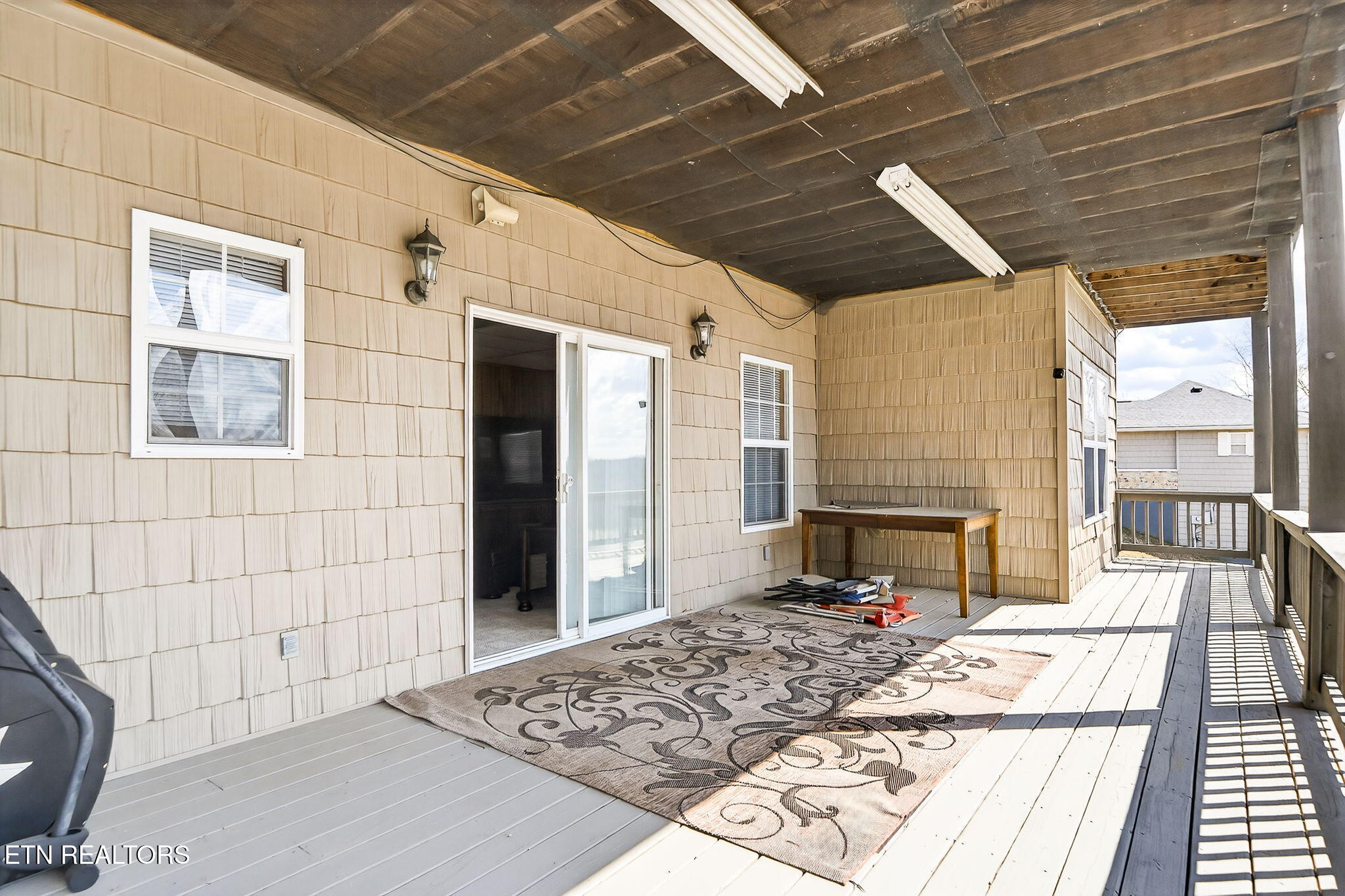 1020 Eastridge Drive Byrdstown TN 38549