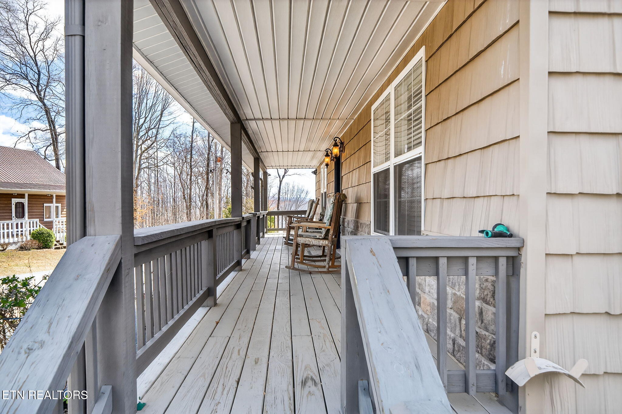 1020 Eastridge Drive Byrdstown TN 38549