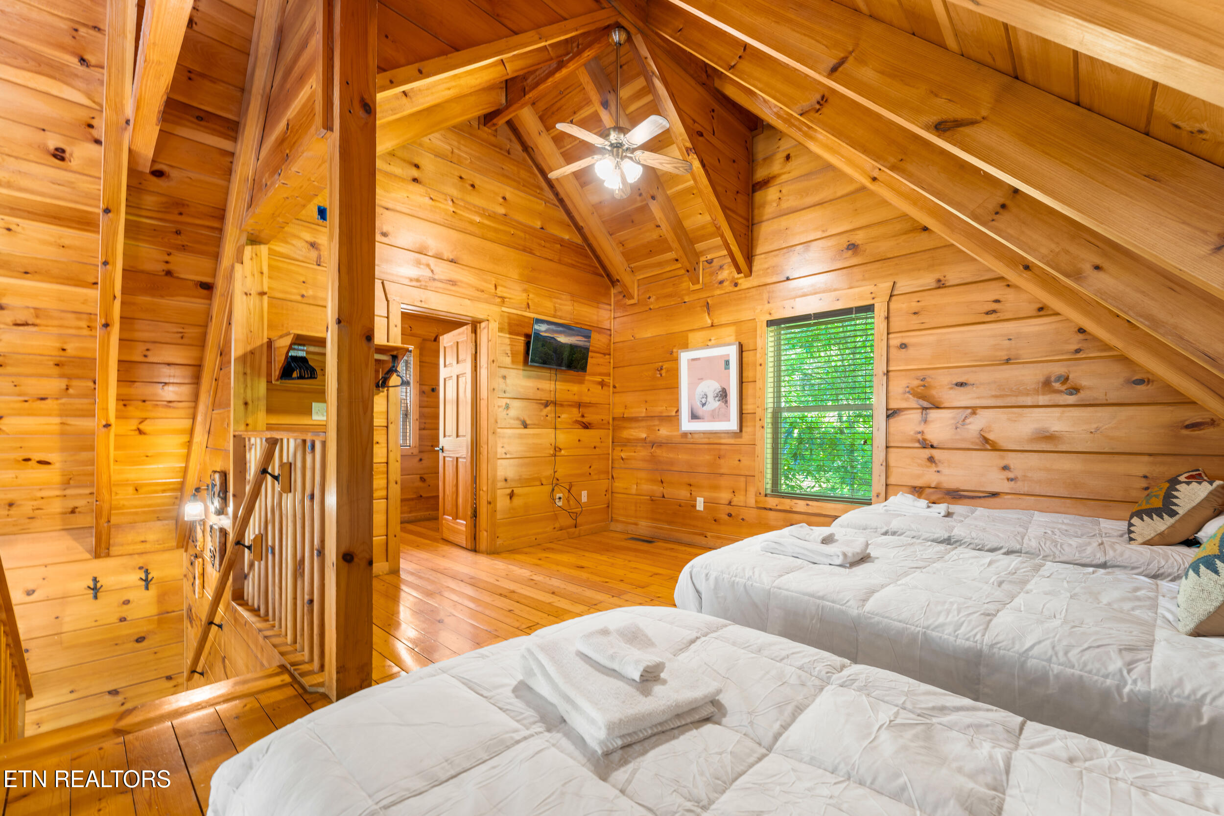 459 Ownby Circle Gatlinburg TN 37738