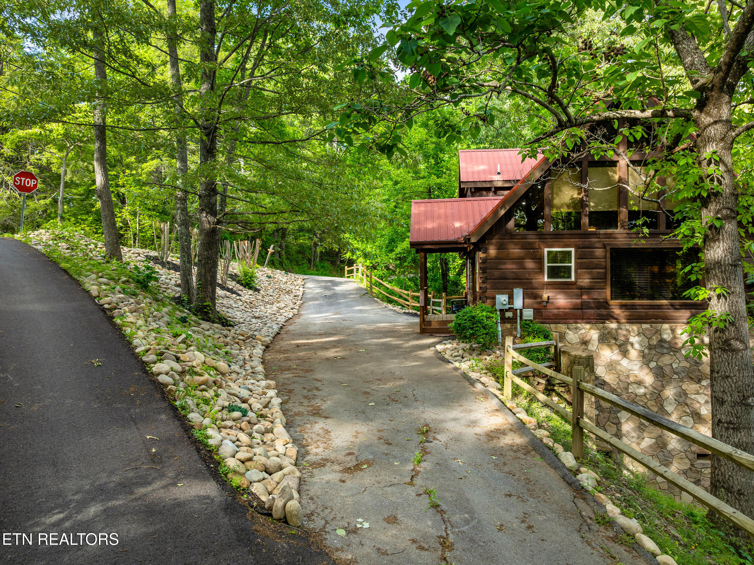 459 Ownby Circle Gatlinburg TN 37738