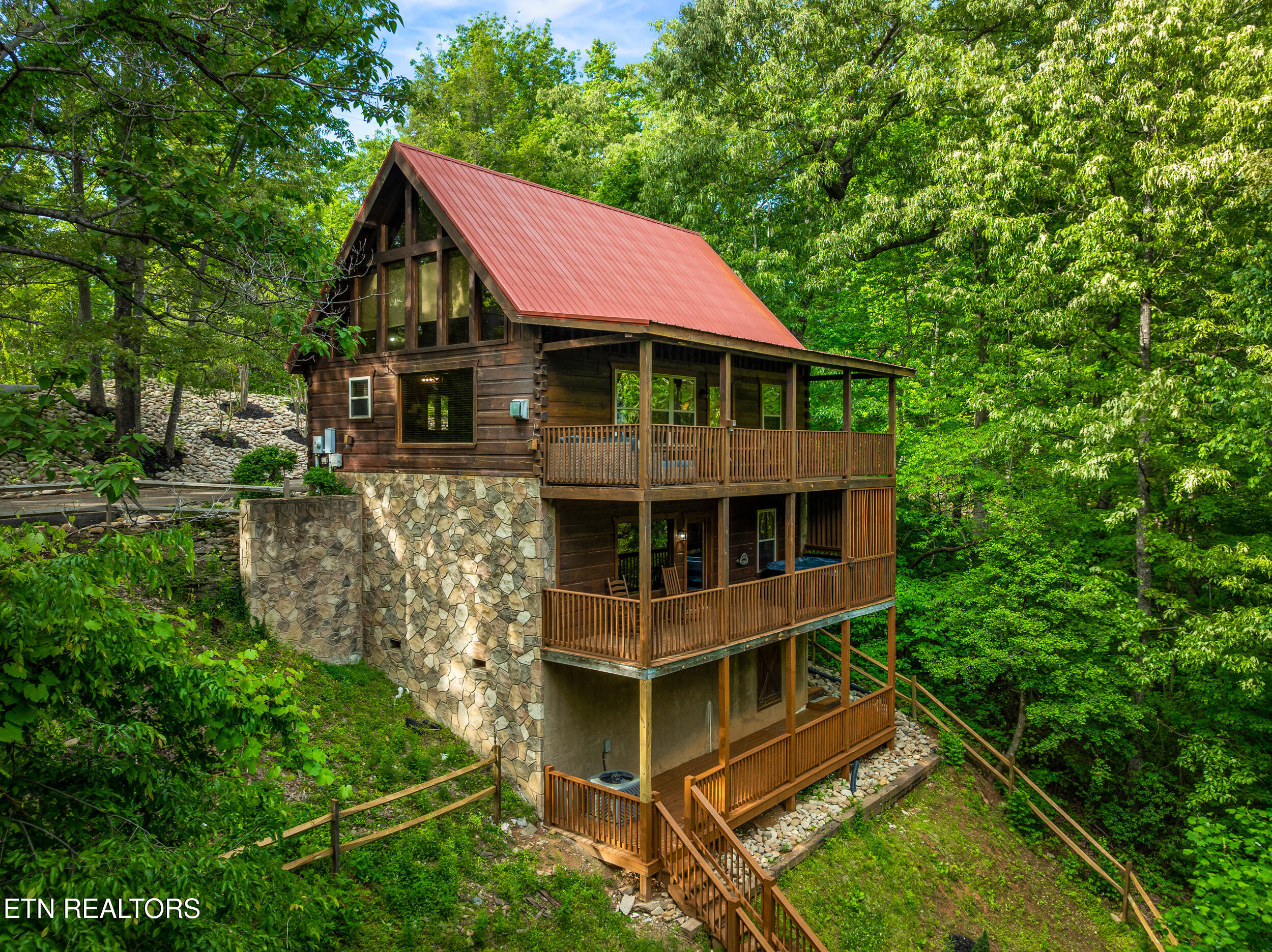 459 Ownby Circle Gatlinburg TN 37738