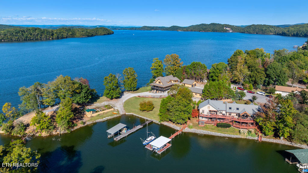 117 Chickasaw Point Ten Mile TN 37880