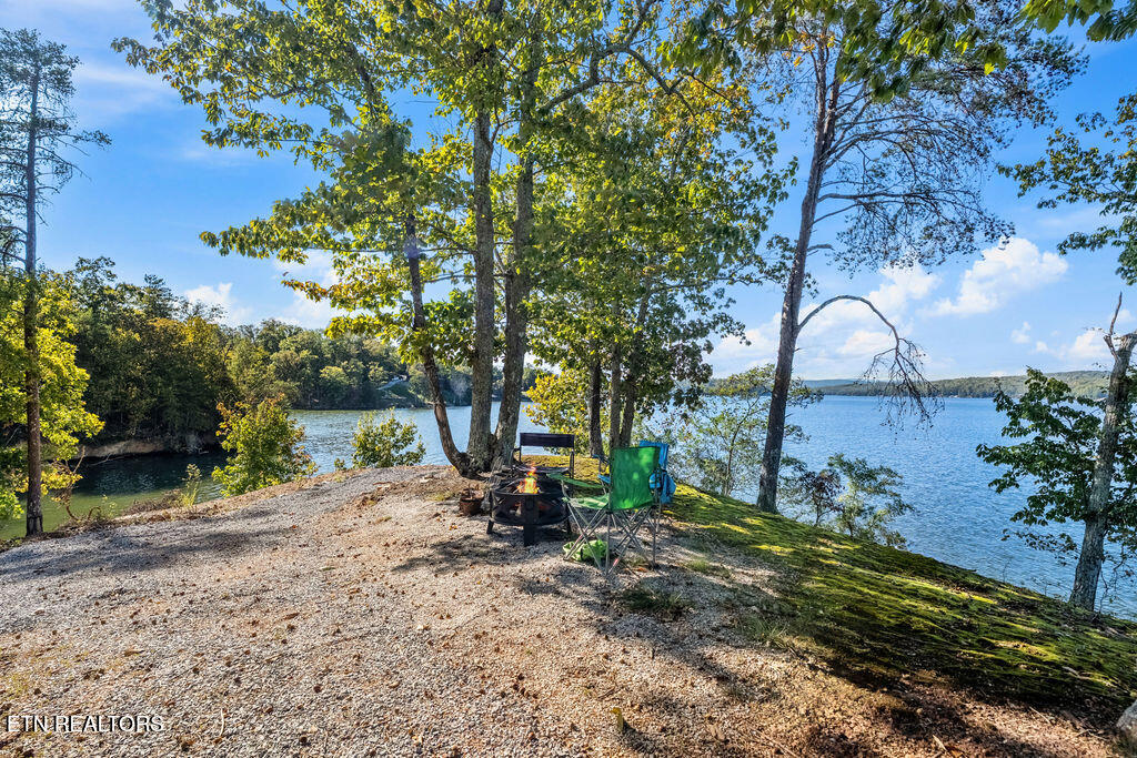 117 Chickasaw Point Ten Mile TN 37880