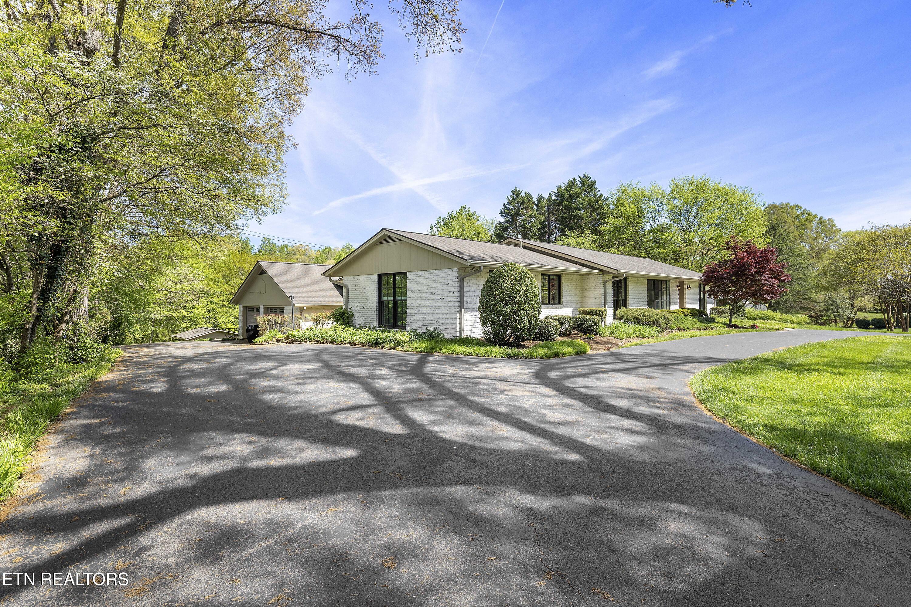 5413 Riverbend Drive Knoxville TN 37919