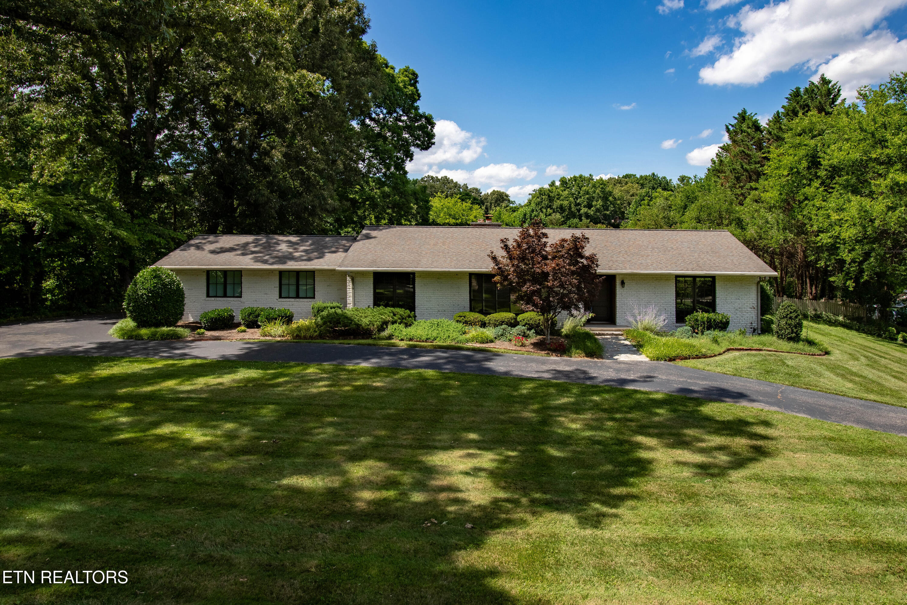 5413 Riverbend Drive Knoxville TN 37919