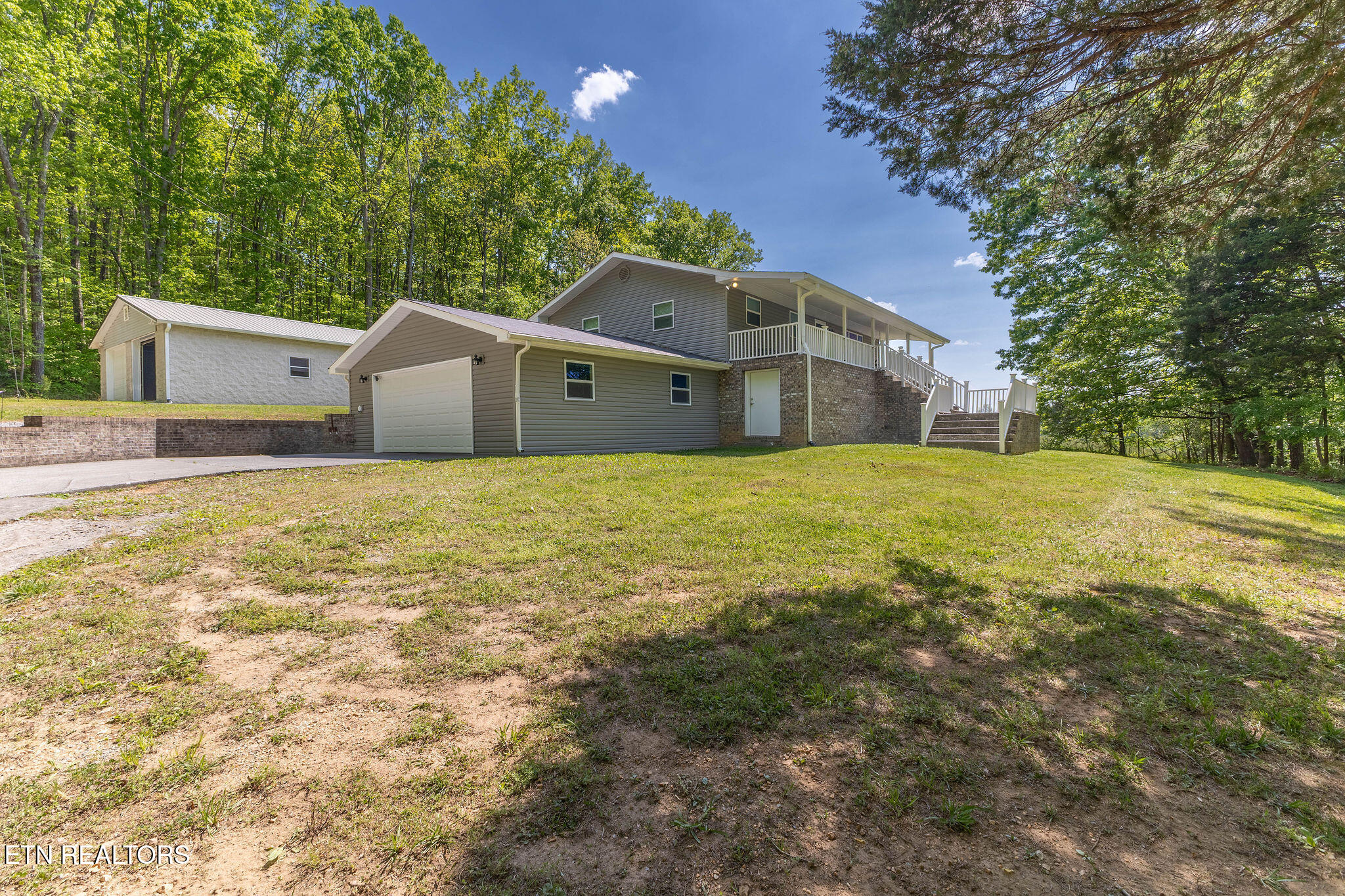 1805 Manis Road Lenoir City TN 37771
