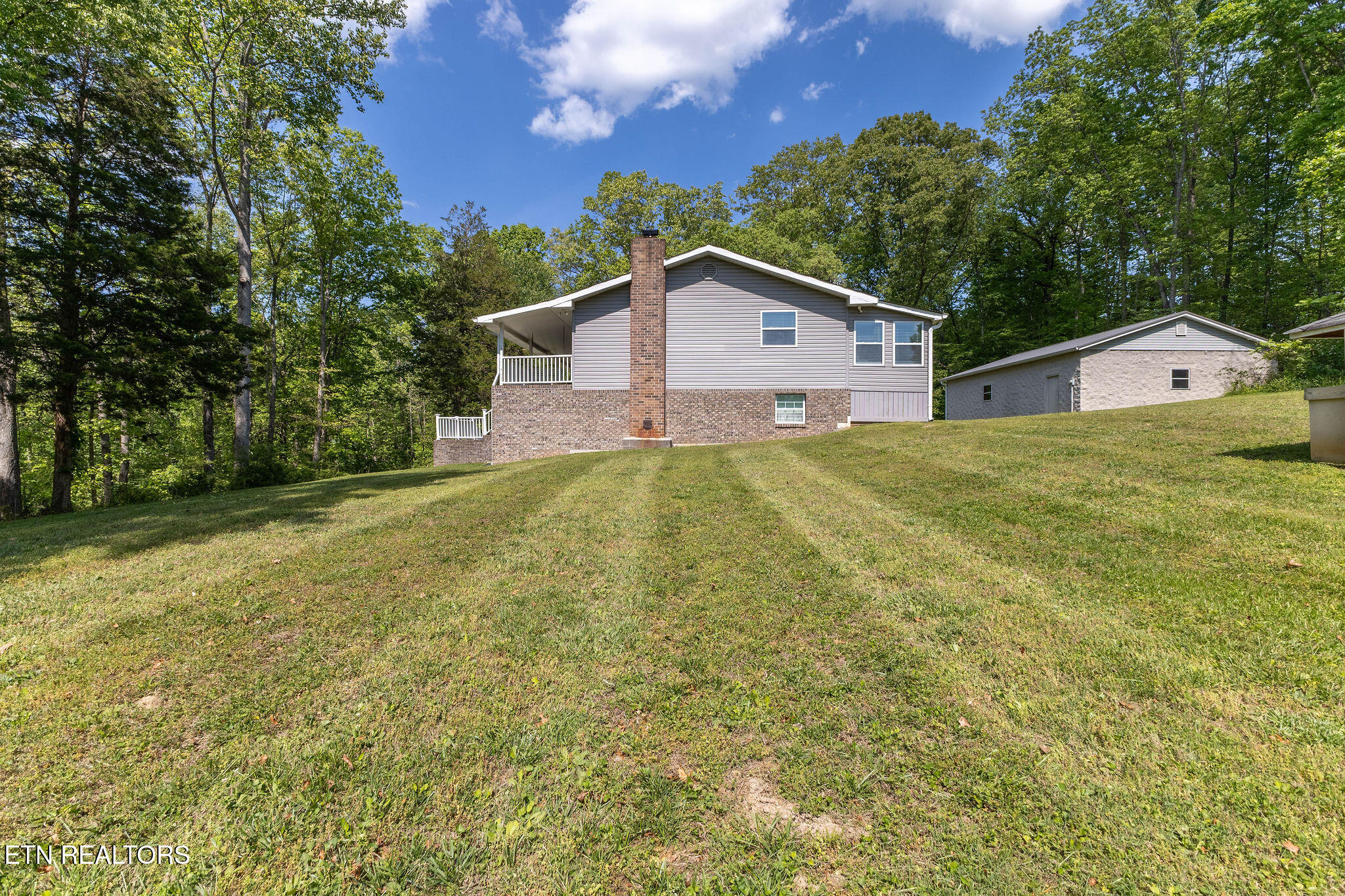 1805 Manis Road Lenoir City TN 37771