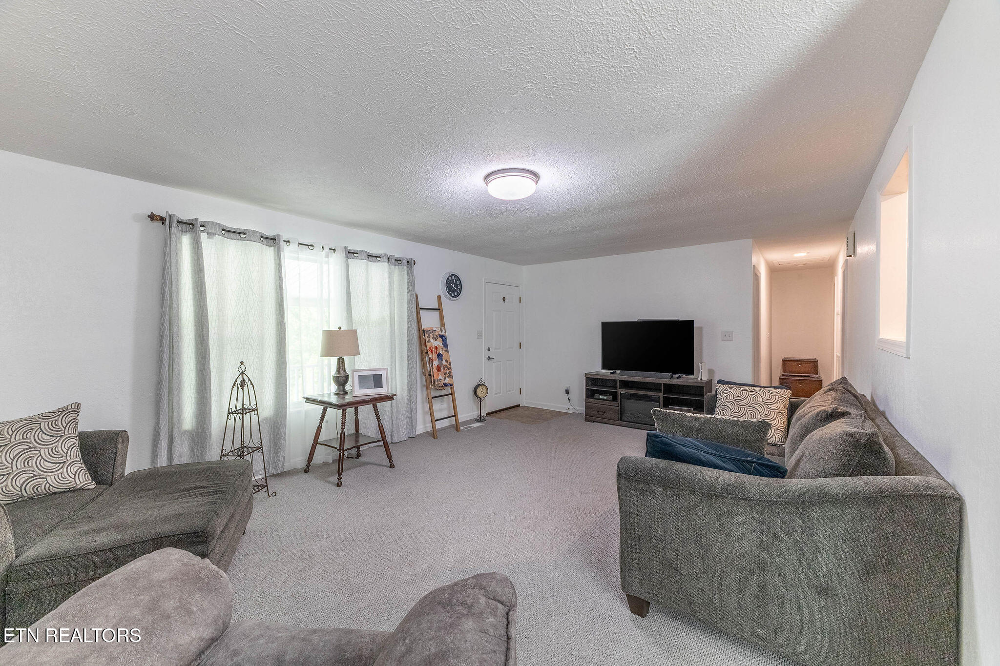 1805 Manis Road Lenoir City TN 37771