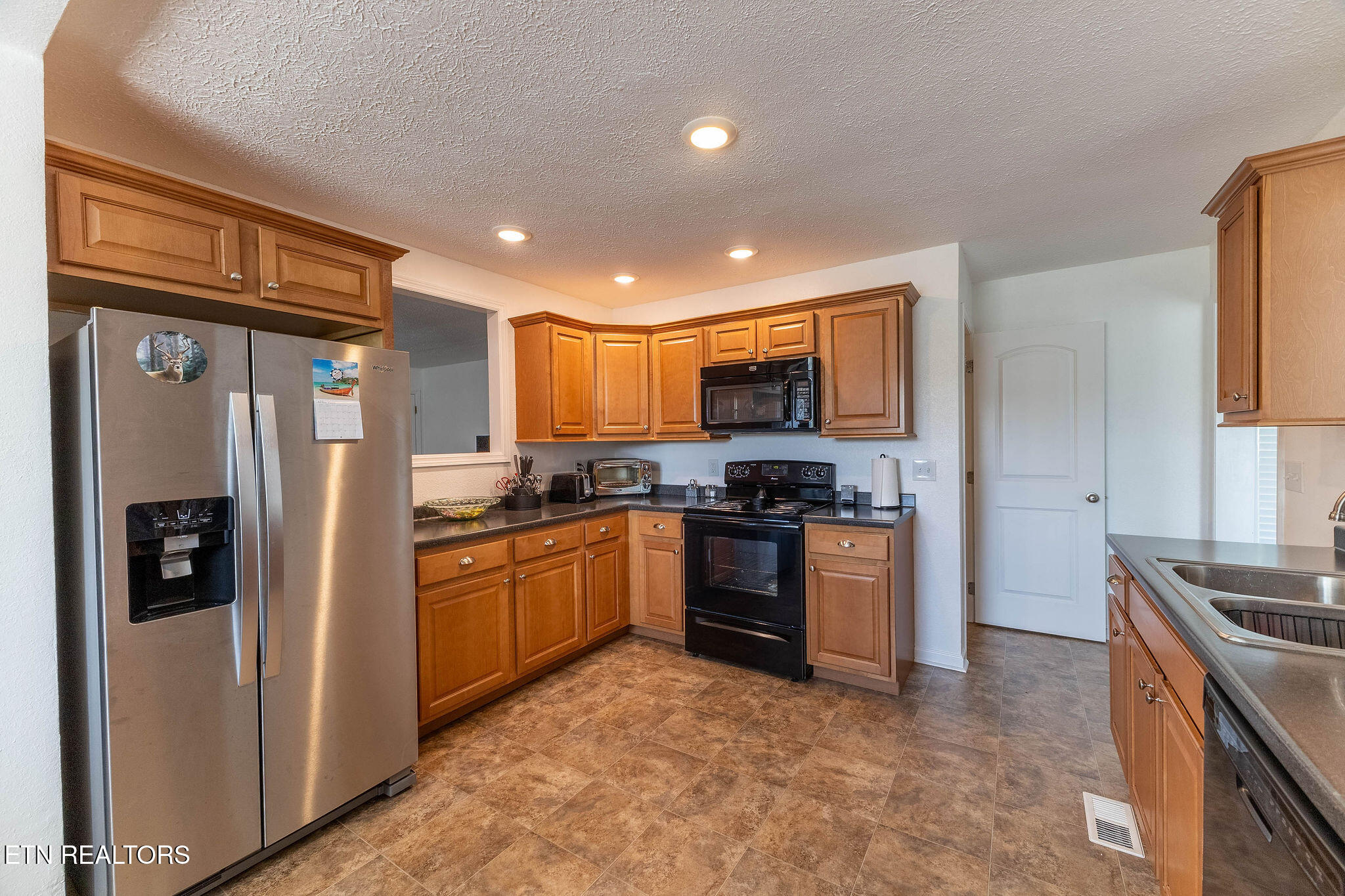 1805 Manis Road Lenoir City TN 37771