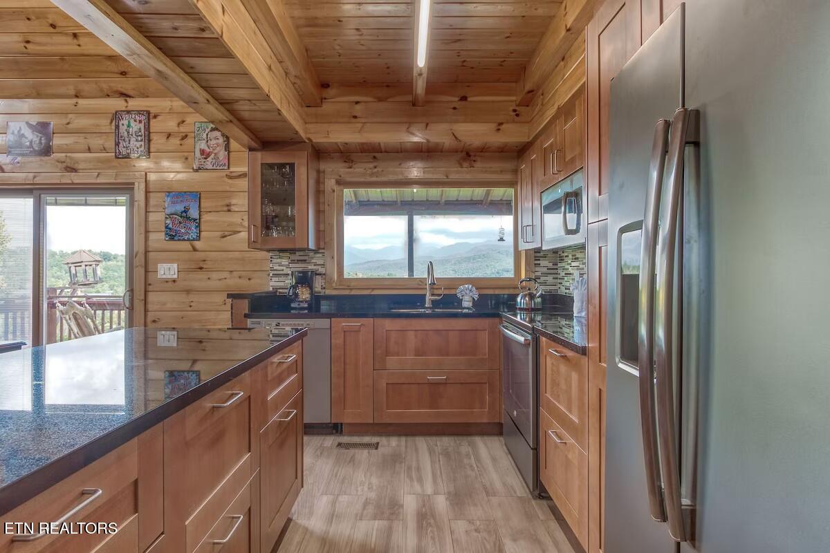 712 Nocks Drive Gatlinburg TN 37738