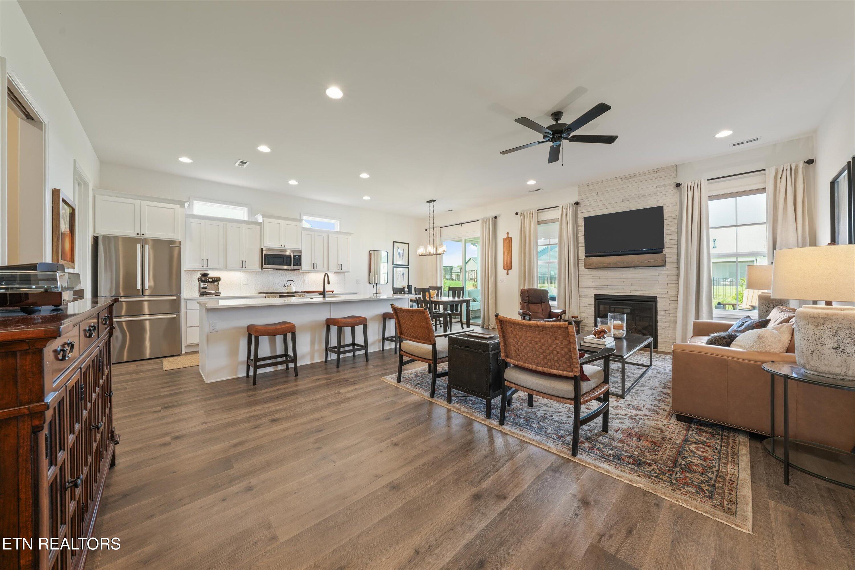 146 Clover Circle Lenoir City TN 37772
