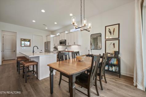 146 Clover Circle Lenoir City TN 37772