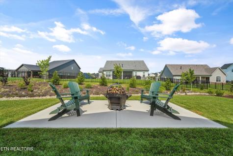 146 Clover Circle Lenoir City TN 37772