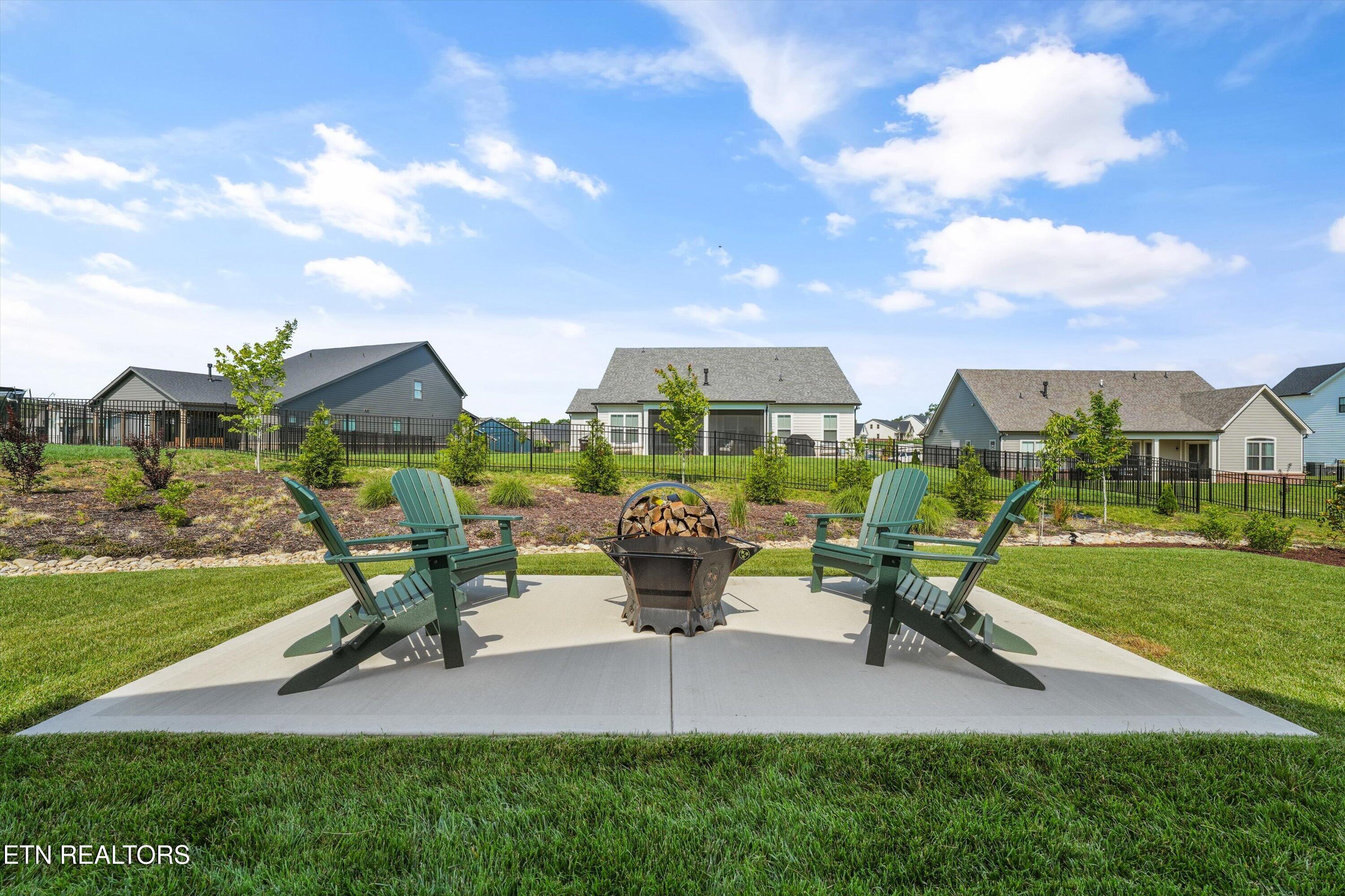 146 Clover Circle Lenoir City TN 37772