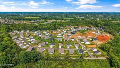 146 Clover Circle Lenoir City TN 37772