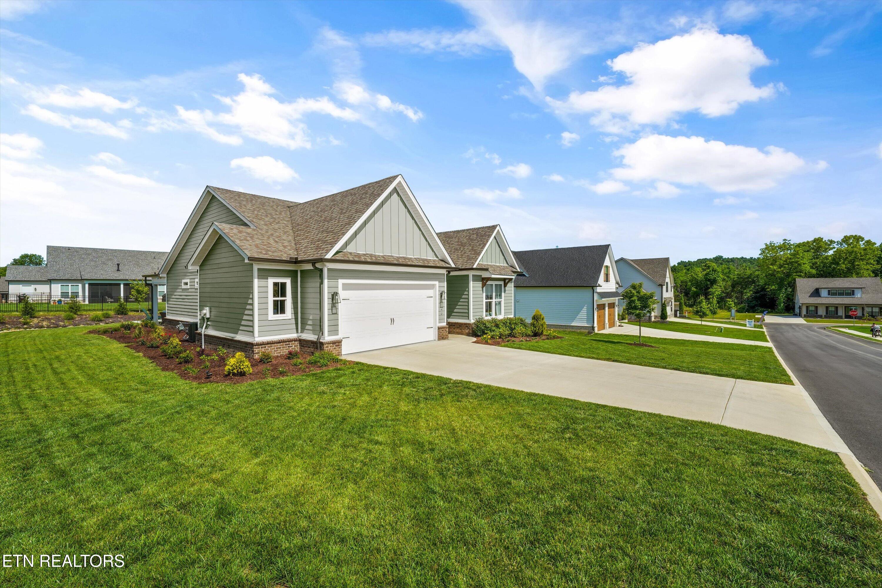 146 Clover Circle Lenoir City TN 37772