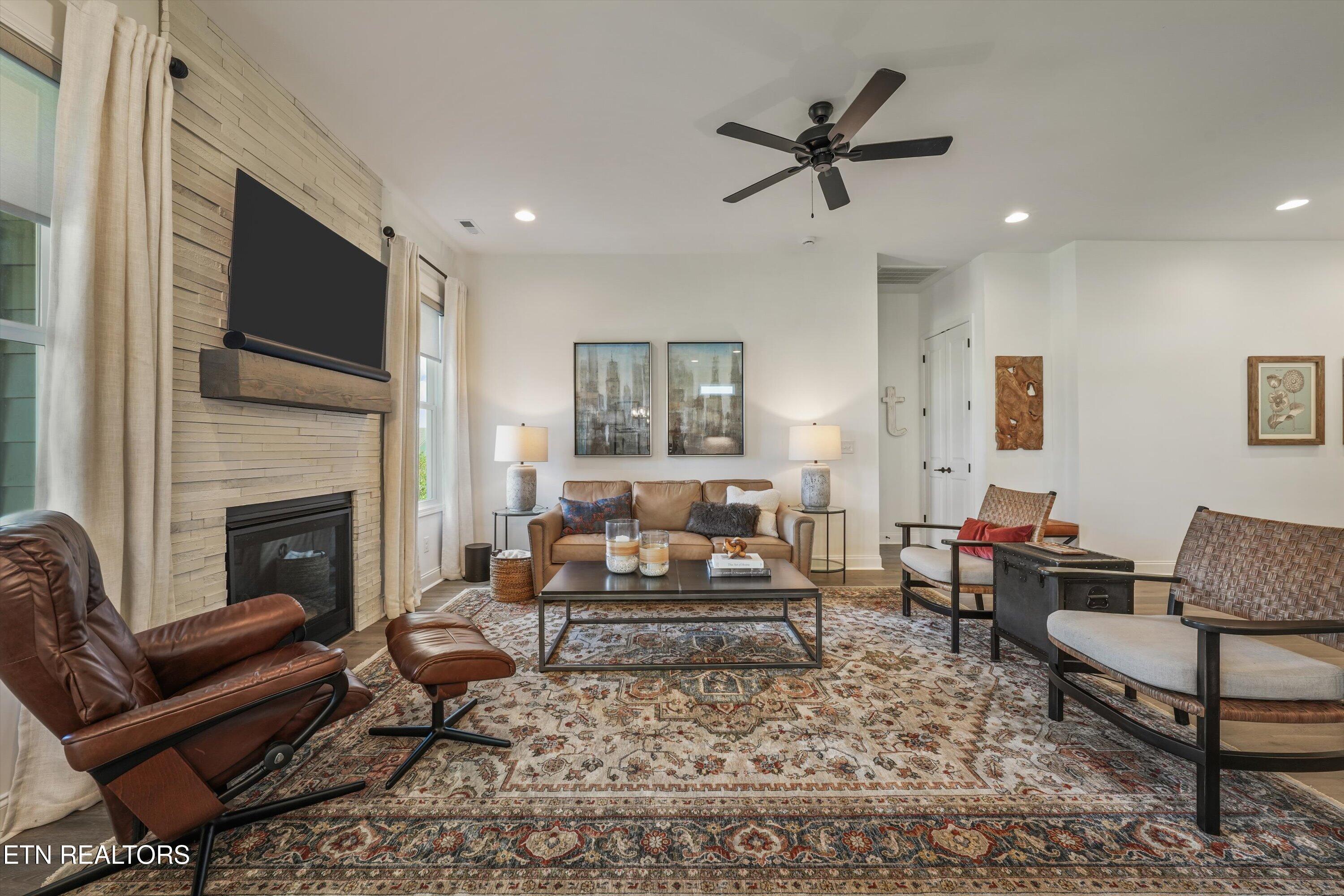 146 Clover Circle Lenoir City TN 37772
