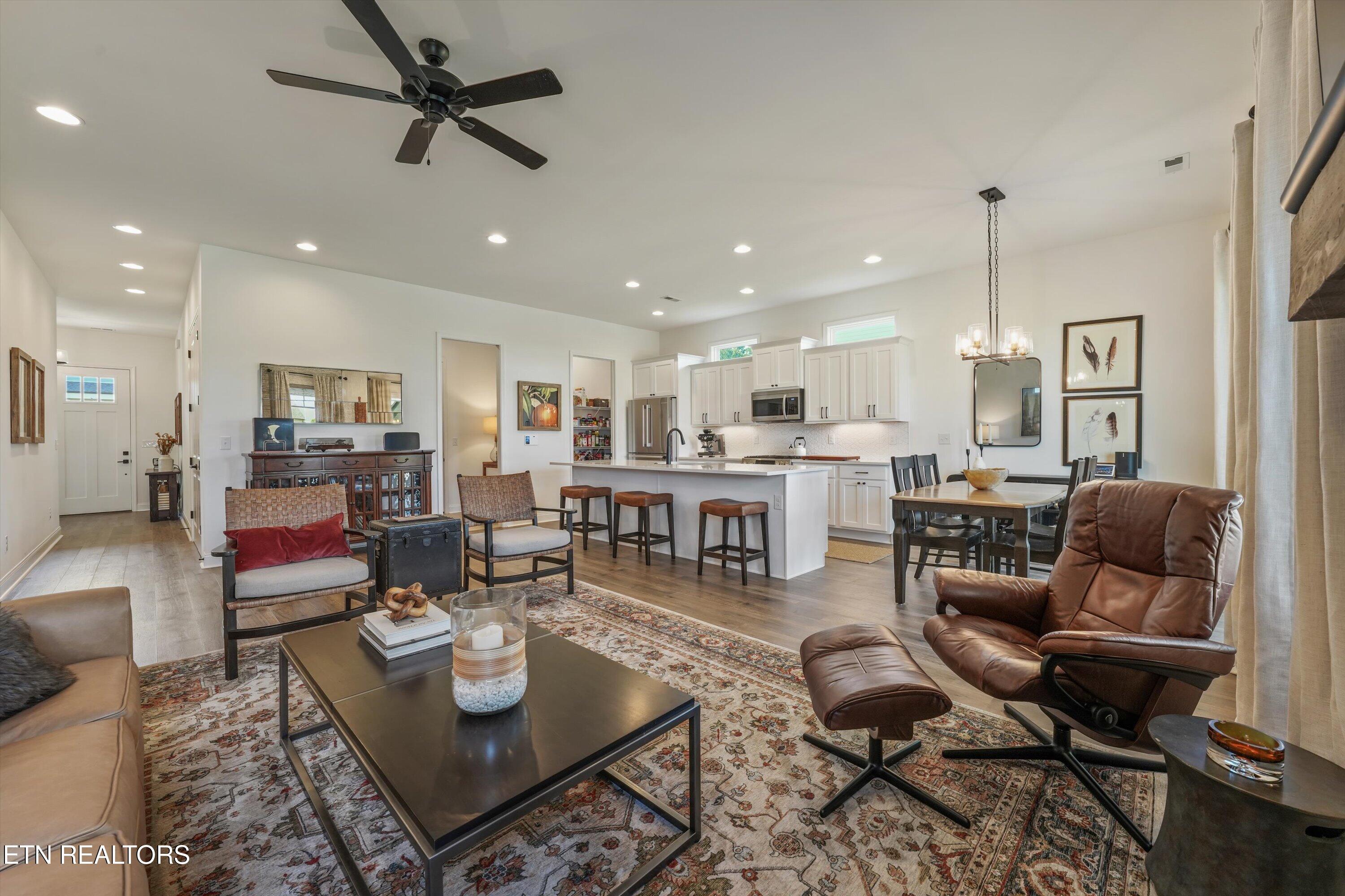 146 Clover Circle Lenoir City TN 37772