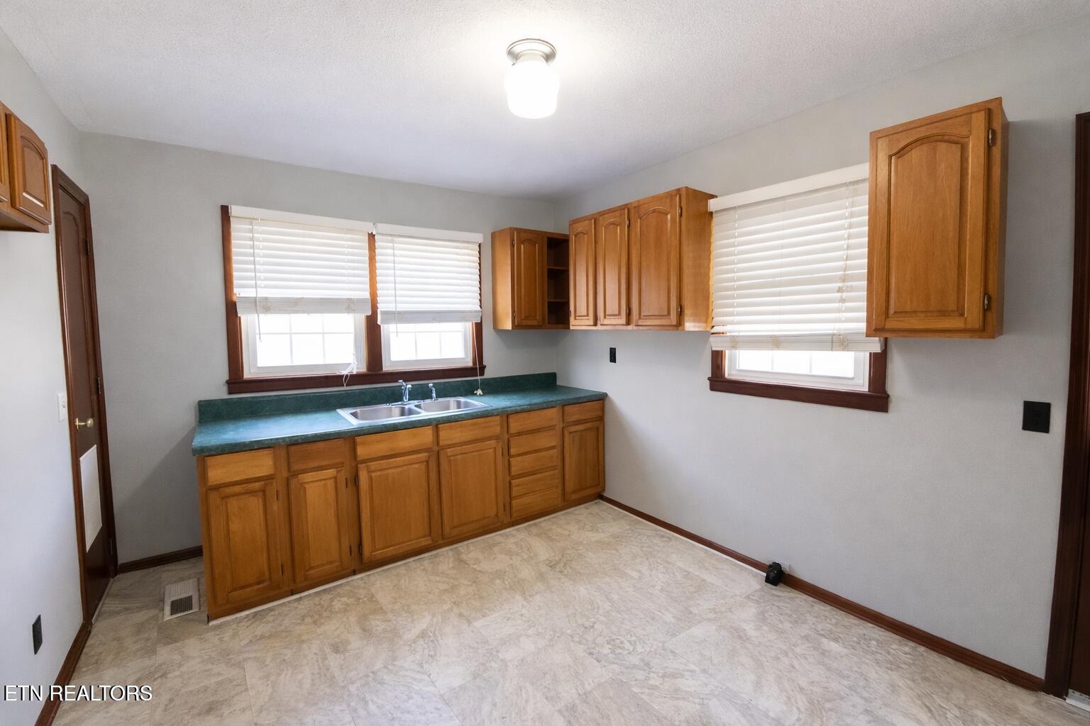 4129 Crippen Road Knoxville TN 37918