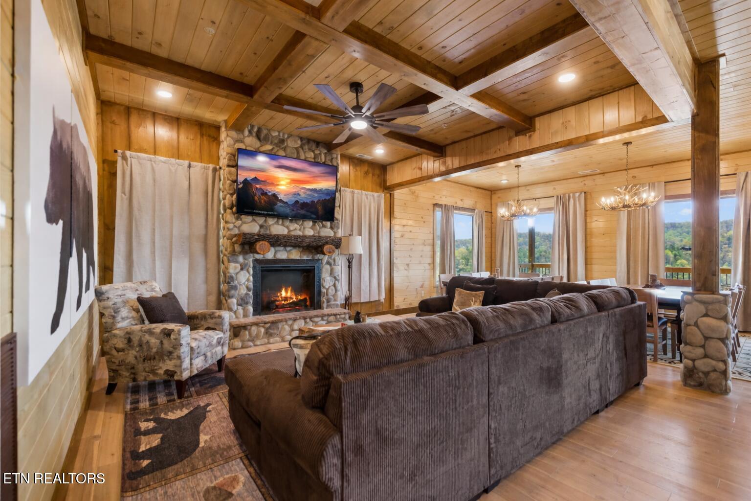 997 King Branch Road Sevierville TN 37876