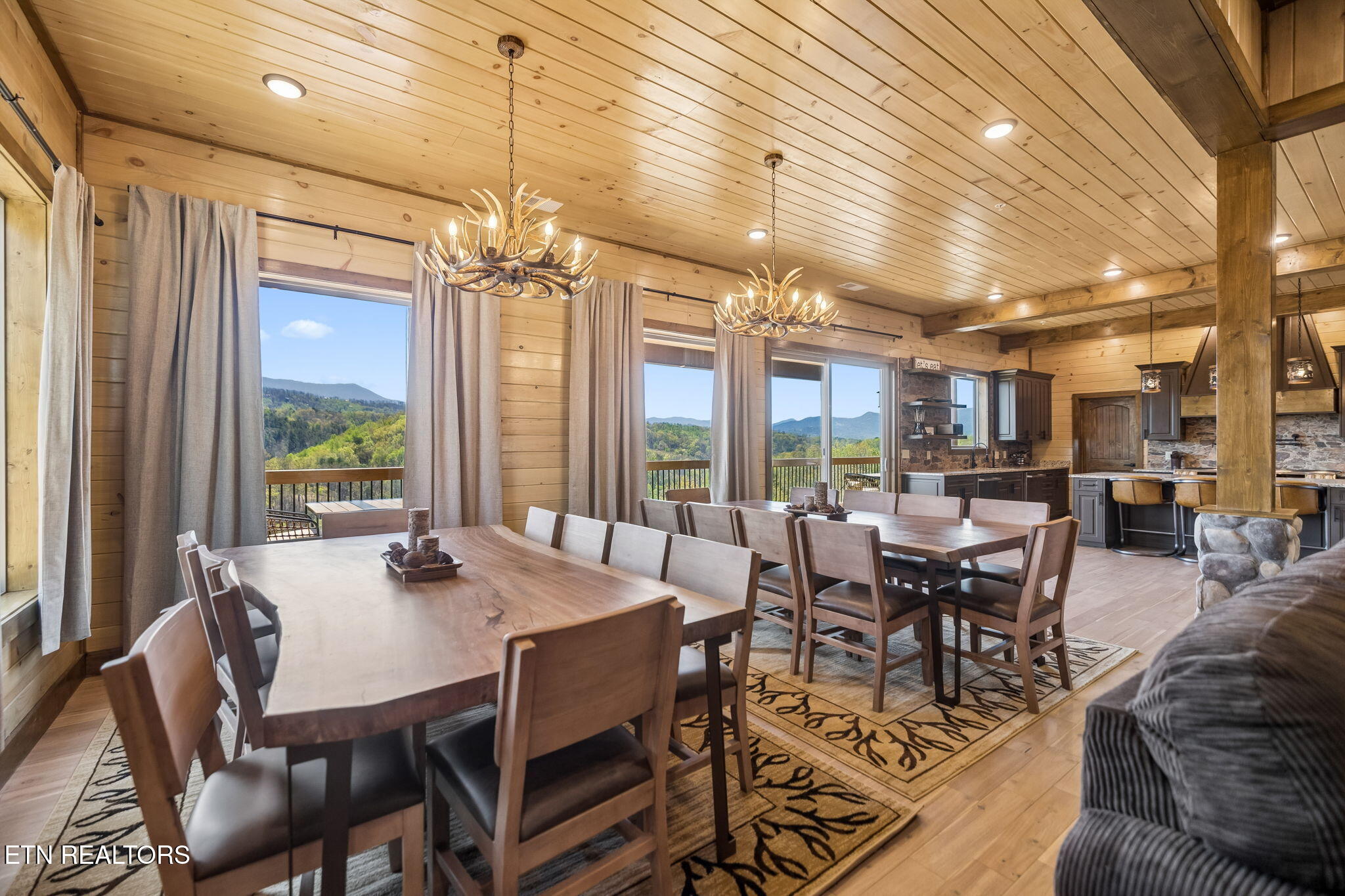 997 King Branch Road Sevierville TN 37876