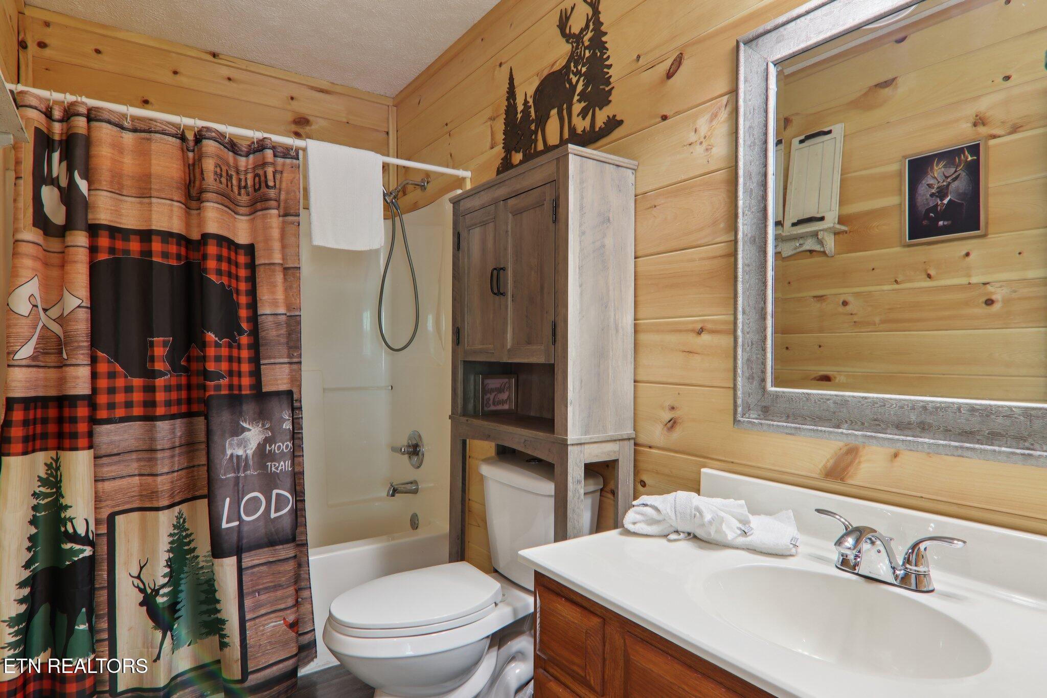2746 Easy Street Sevierville TN 37862