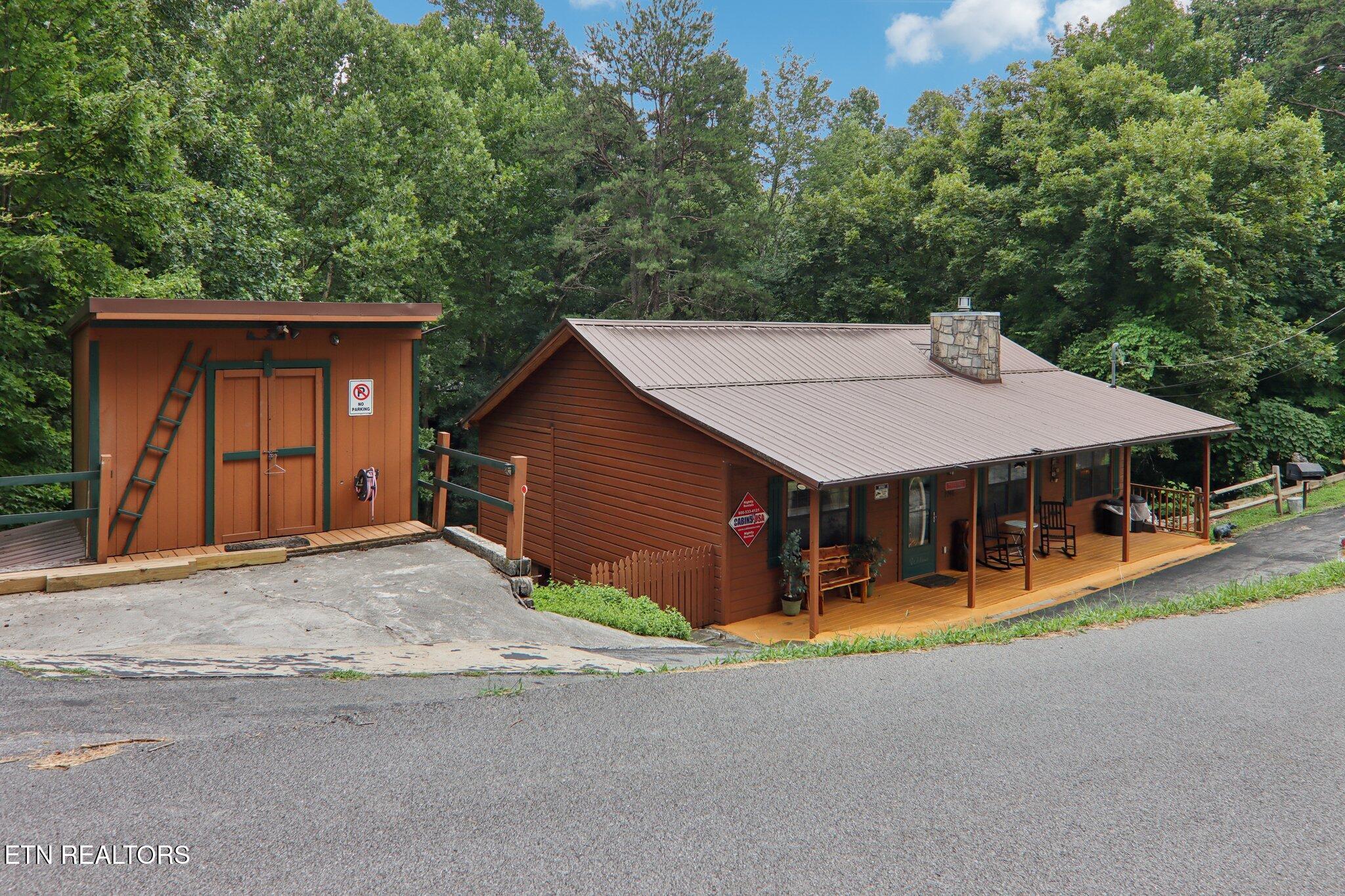 2746 Easy Street Sevierville TN 37862