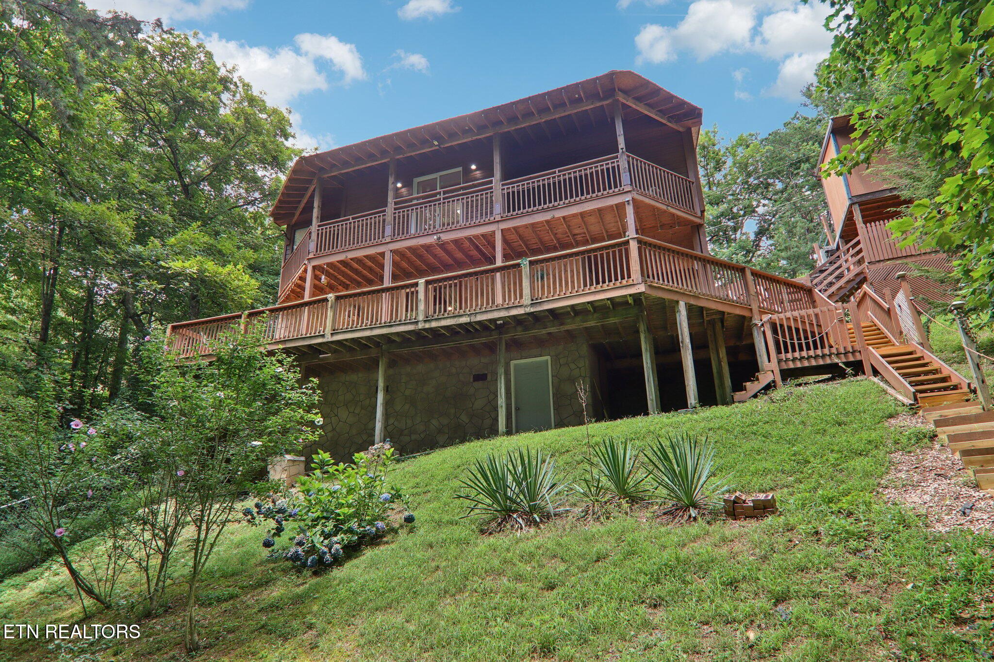 2746 Easy Street Sevierville TN 37862