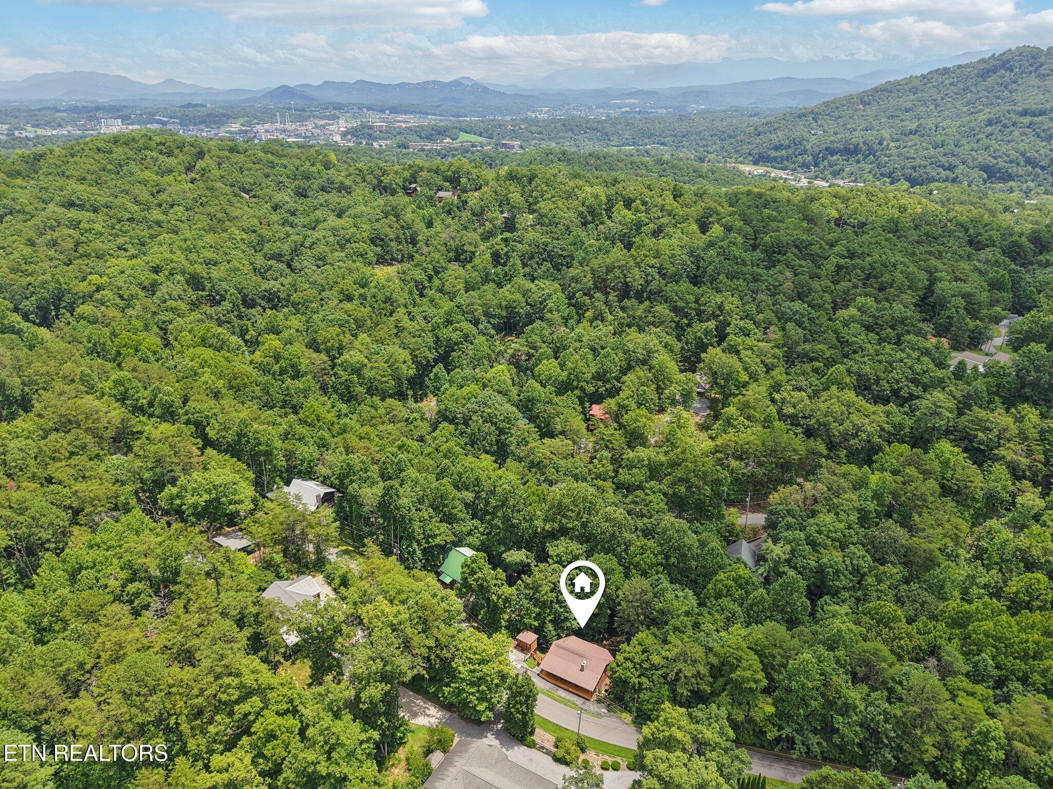 2746 Easy Street Sevierville TN 37862