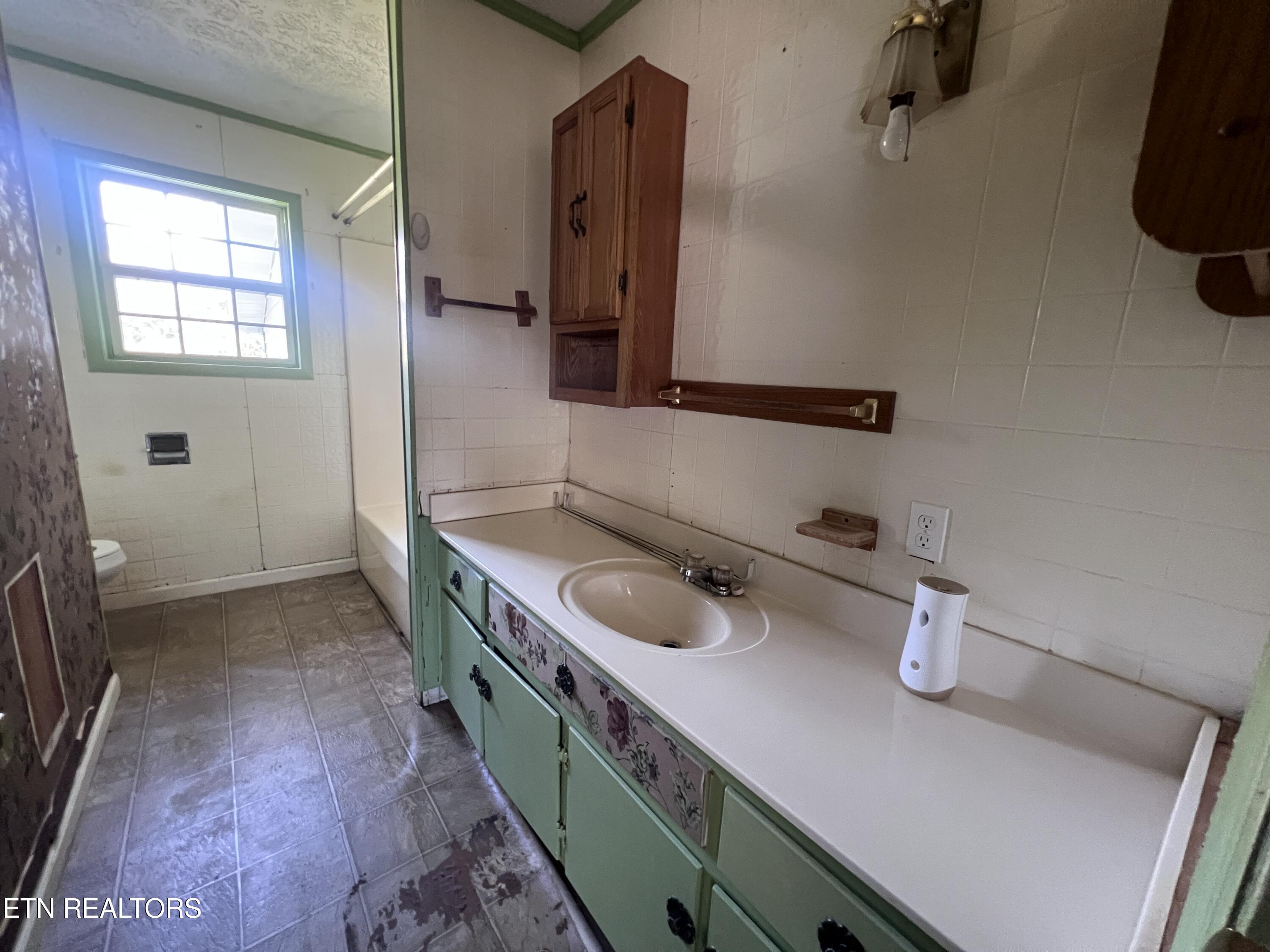 554 Mary Cromwell Road Jamestown TN 38556