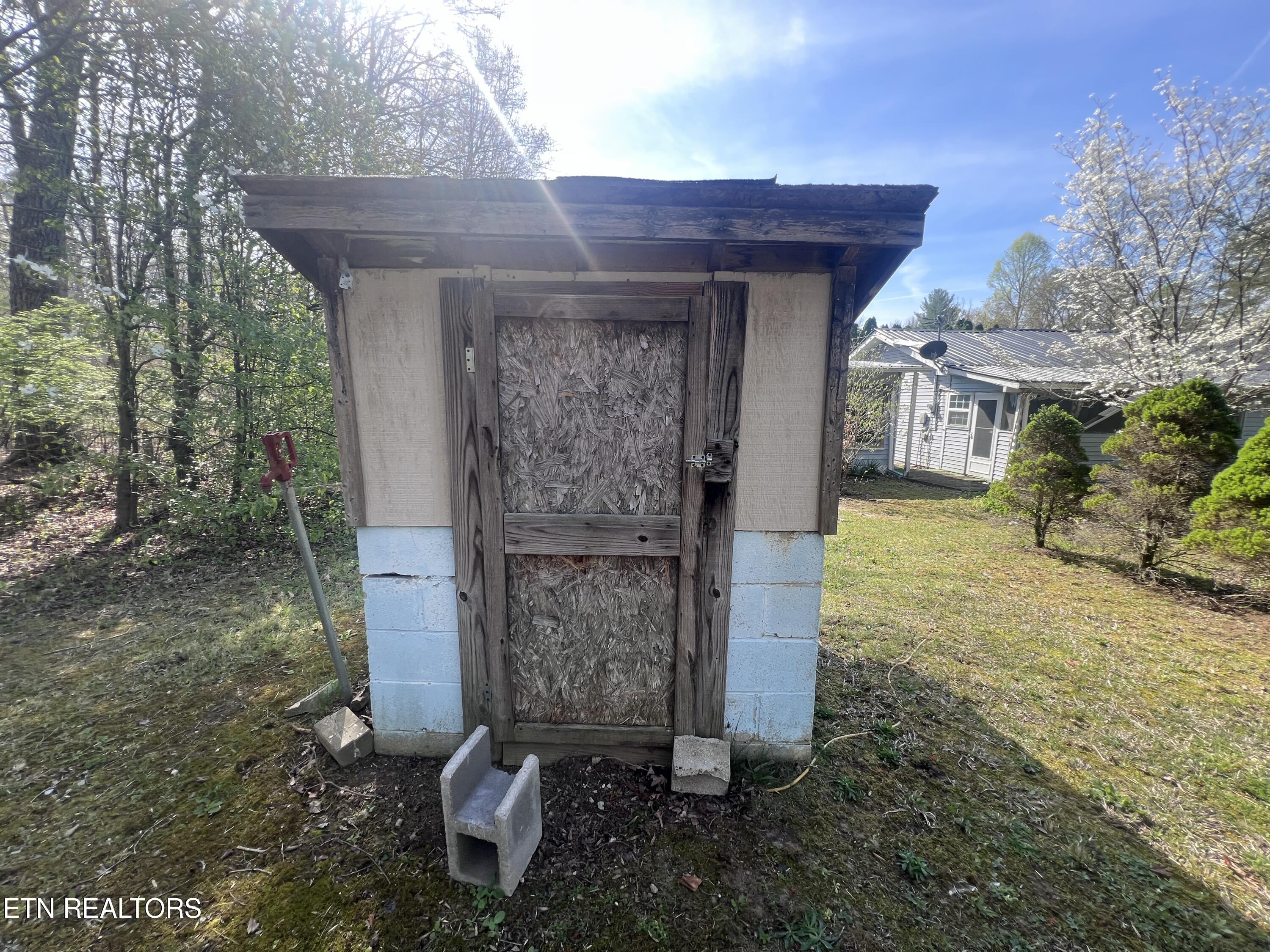 554 Mary Cromwell Road Jamestown TN 38556