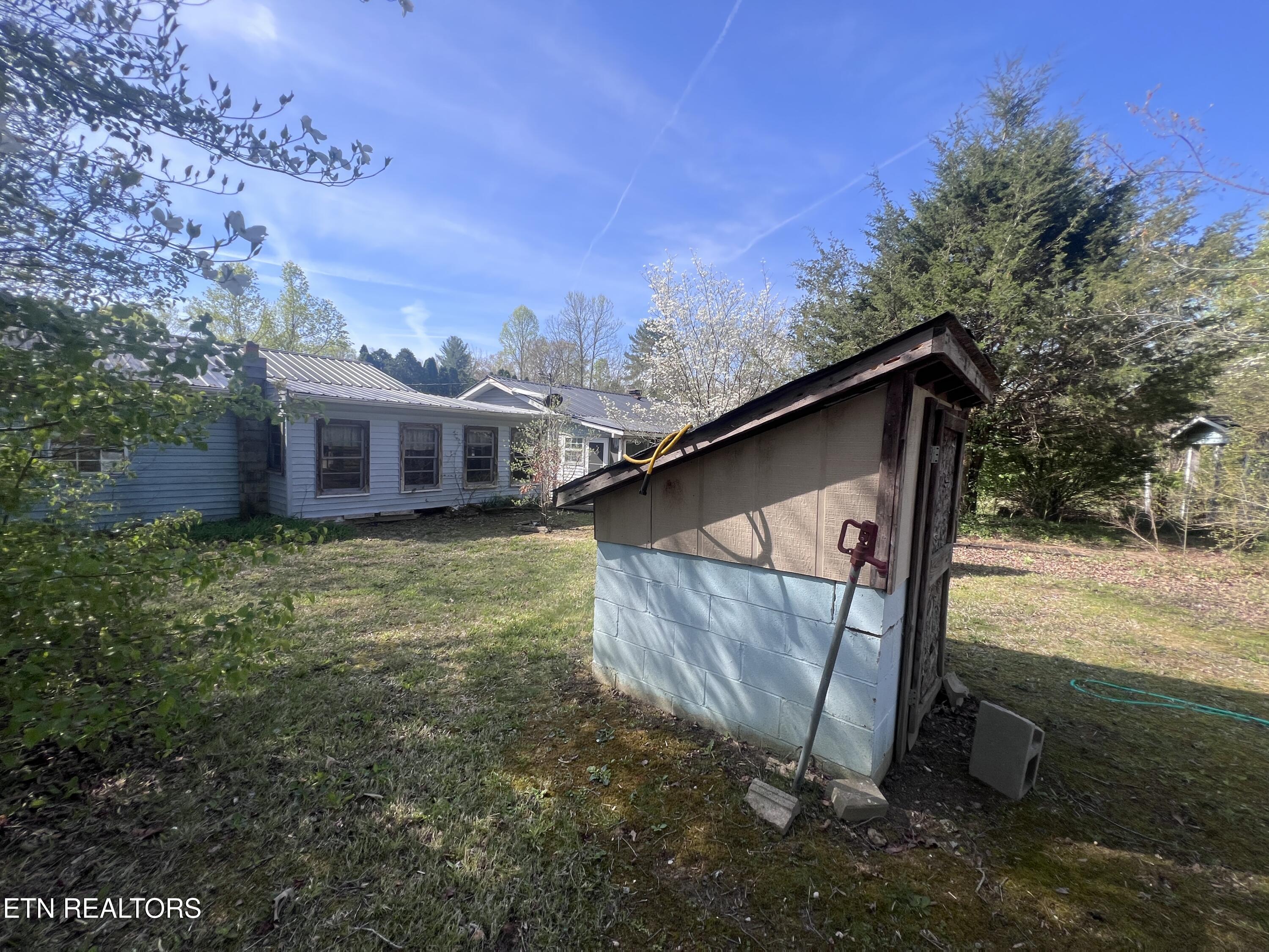 554 Mary Cromwell Road Jamestown TN 38556